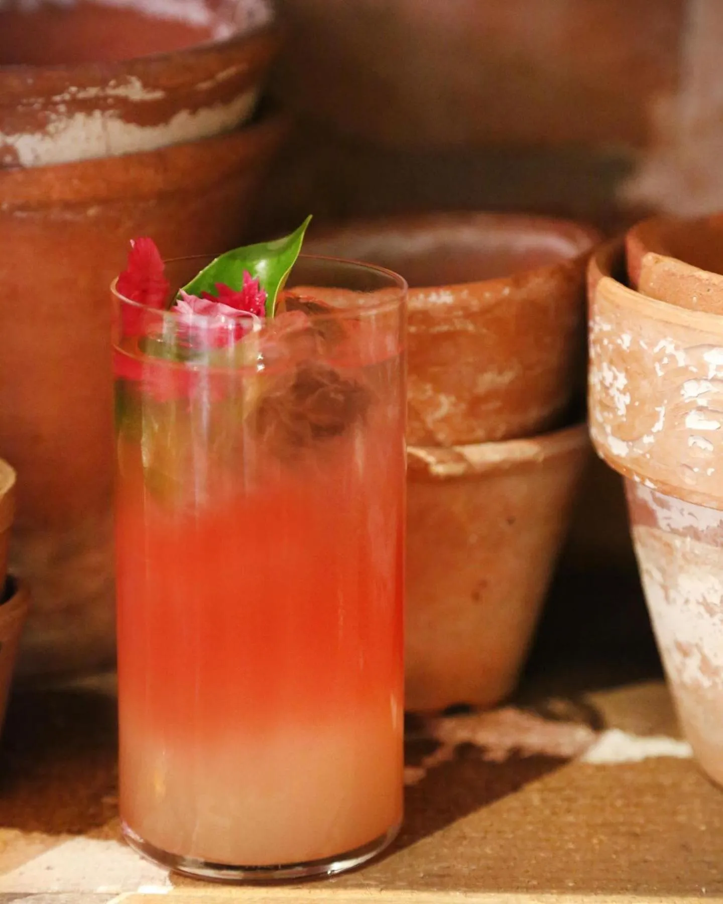 Lounge or bar in PALAZZO DE' ROSSI HOTEL