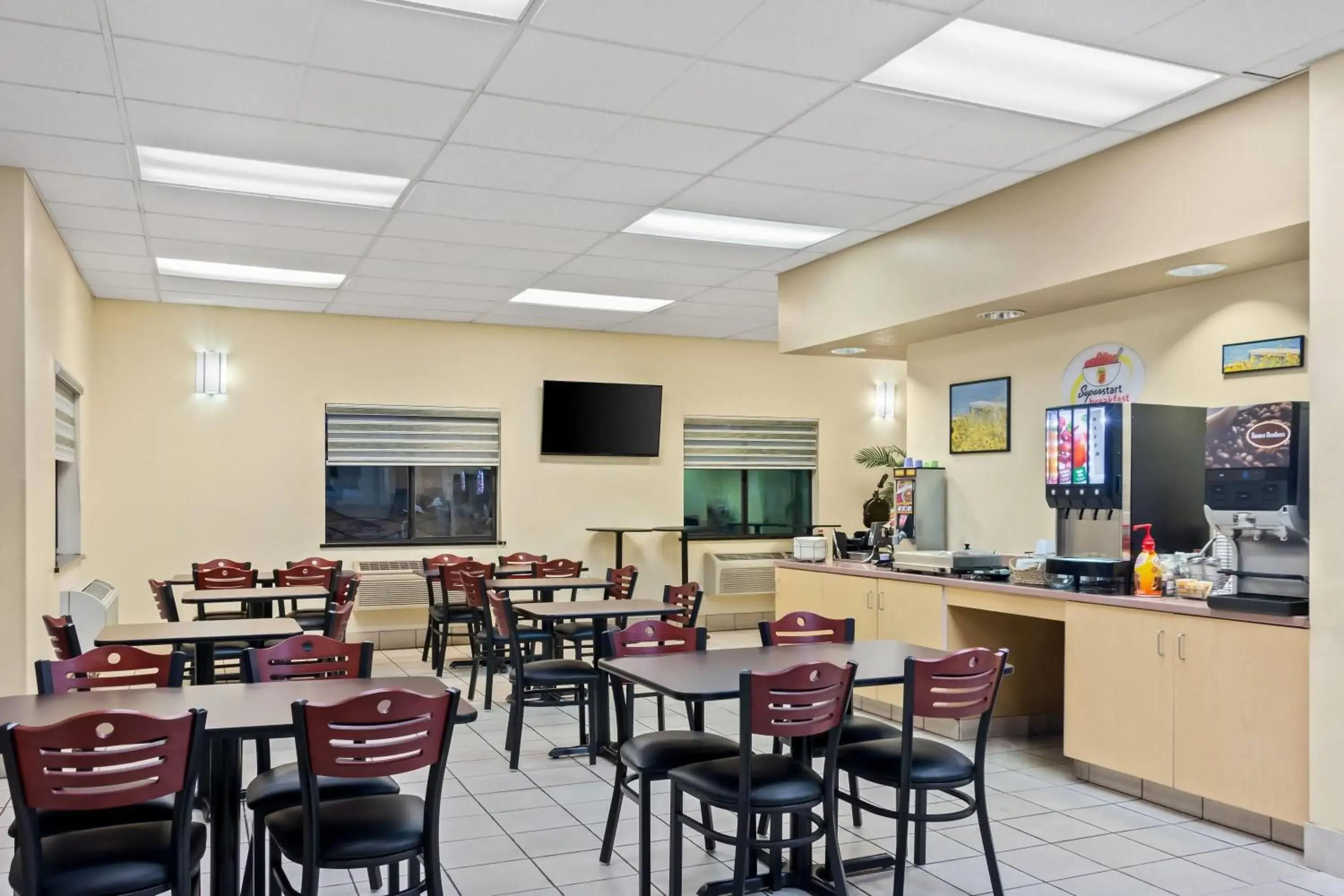 Restaurant/places to eat in Super 8 by Wyndham Santa Rosa Restaurant/places to eat in Super 8 by Wyndham Santa Rosa