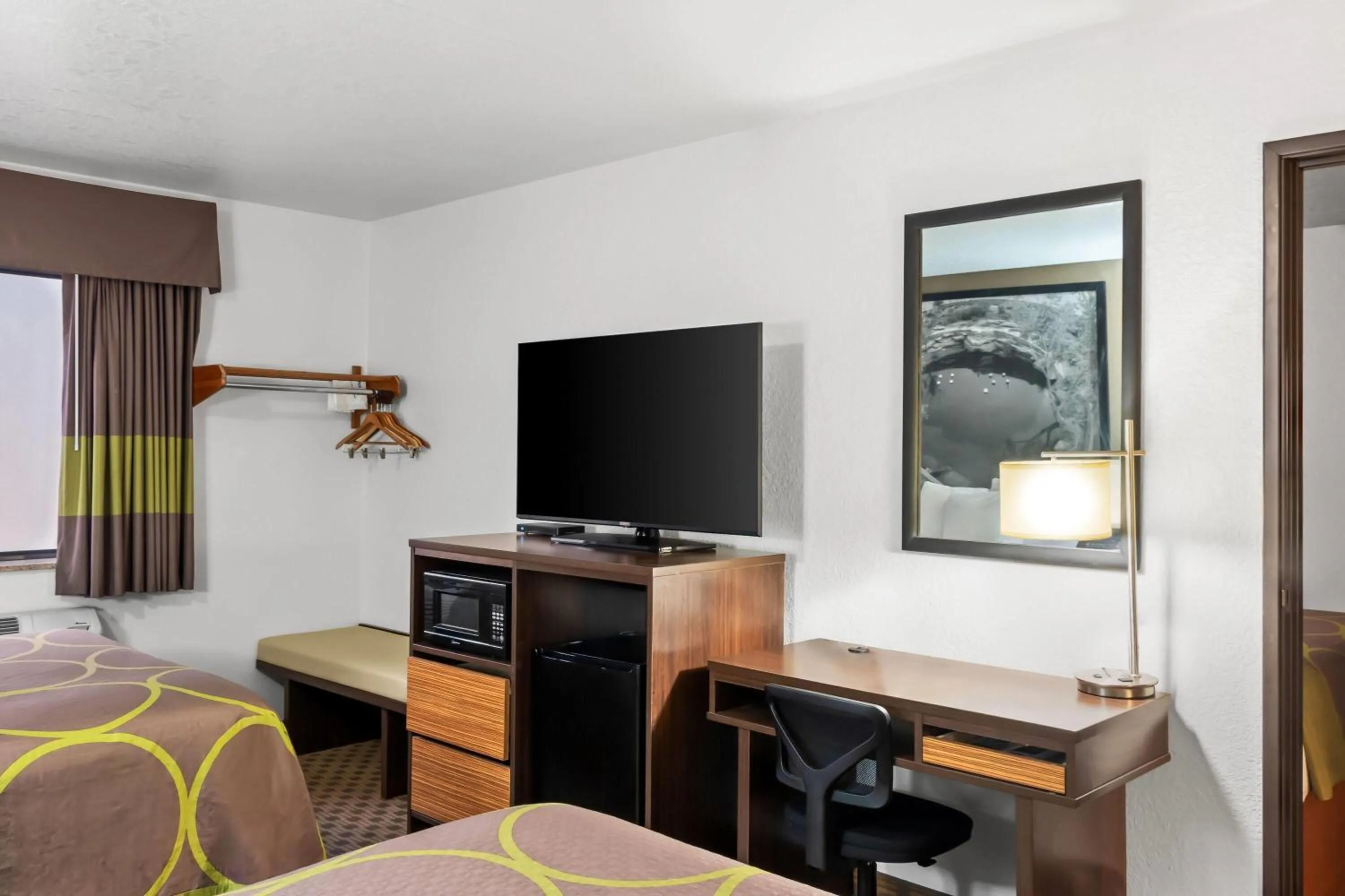 Bed in Super 8 by Wyndham Santa Rosa