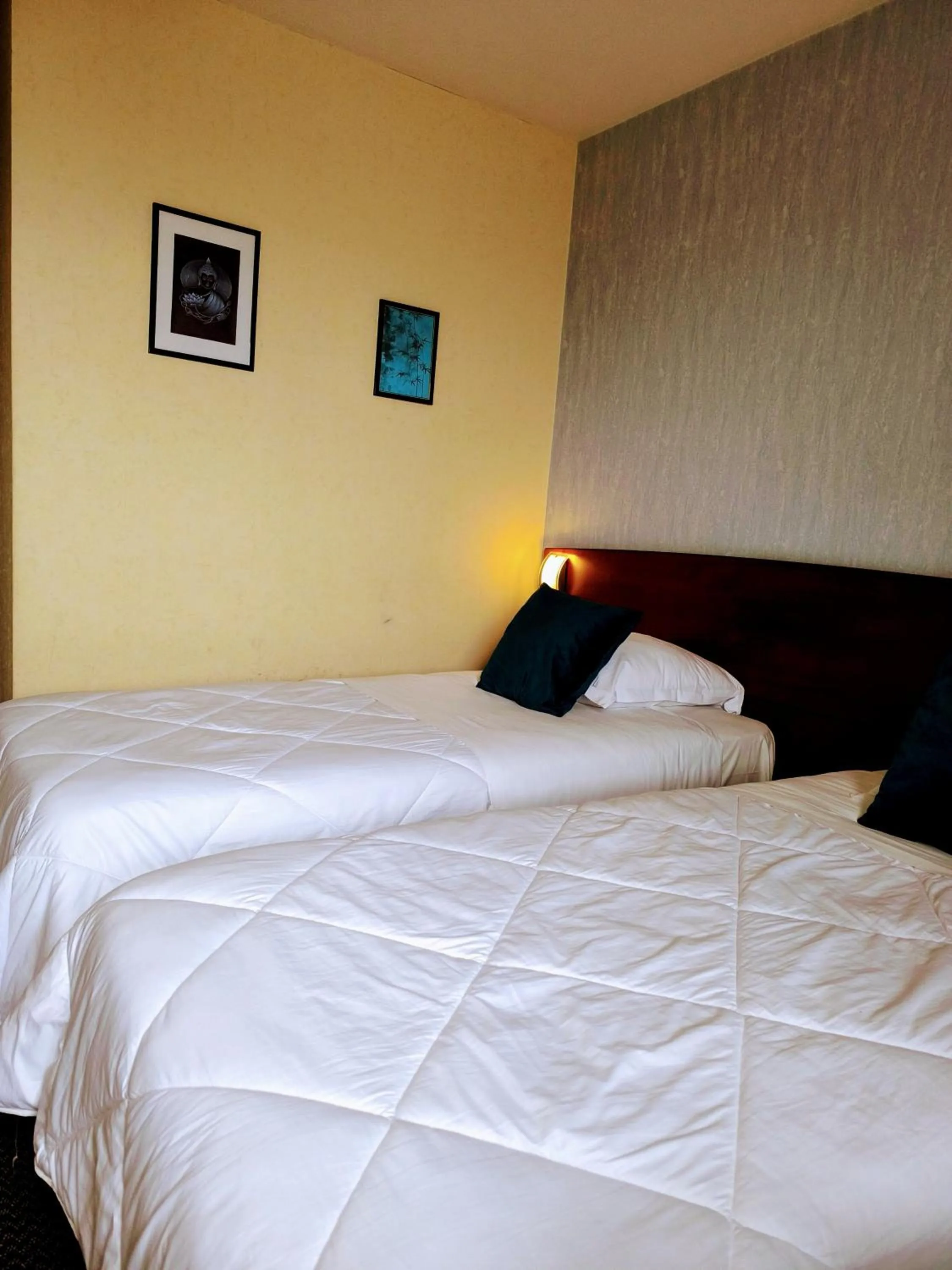 Bedroom, Bed in Hôtel Saint Jacques