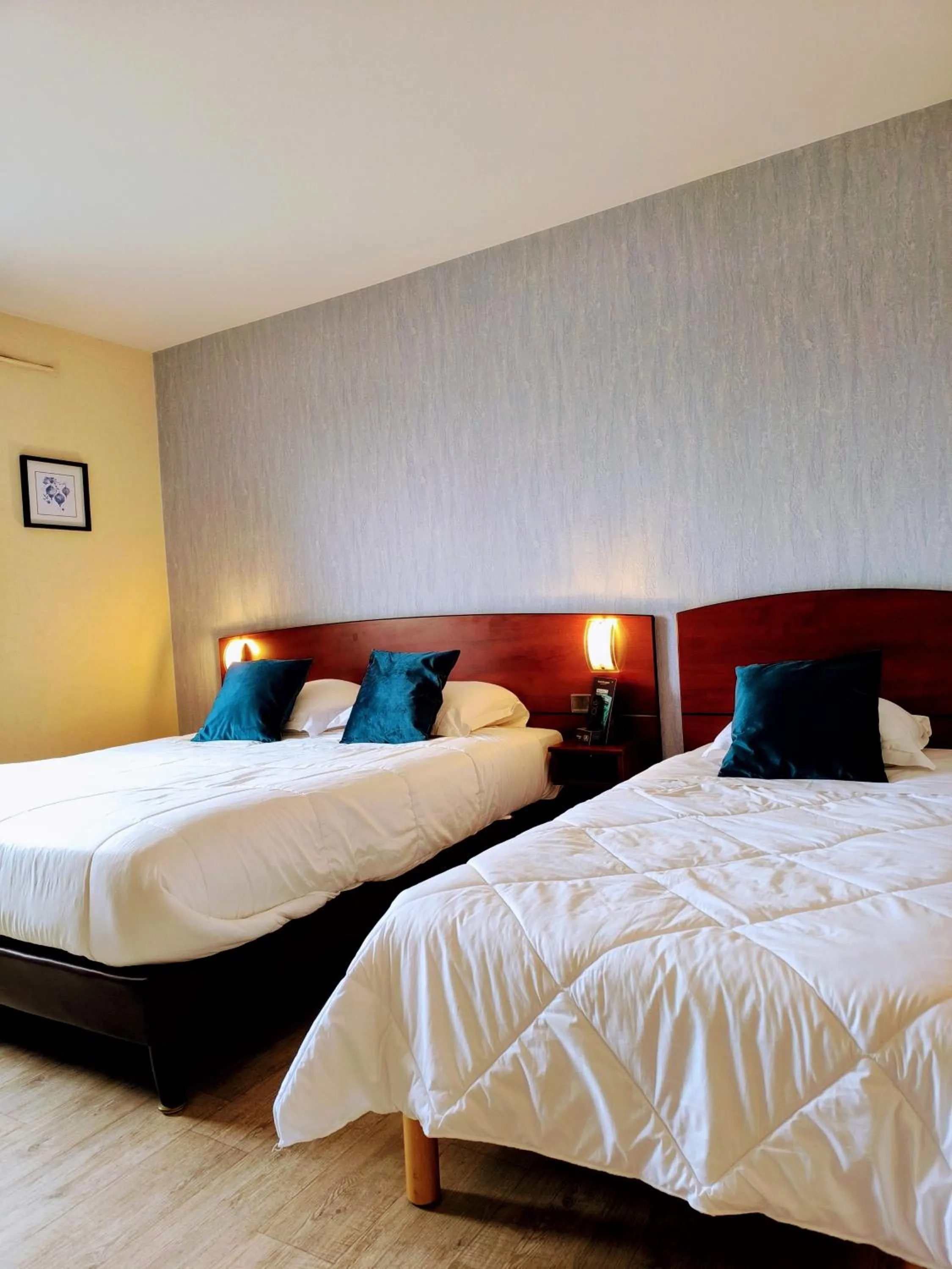 Bedroom, Bed in Hôtel Saint Jacques