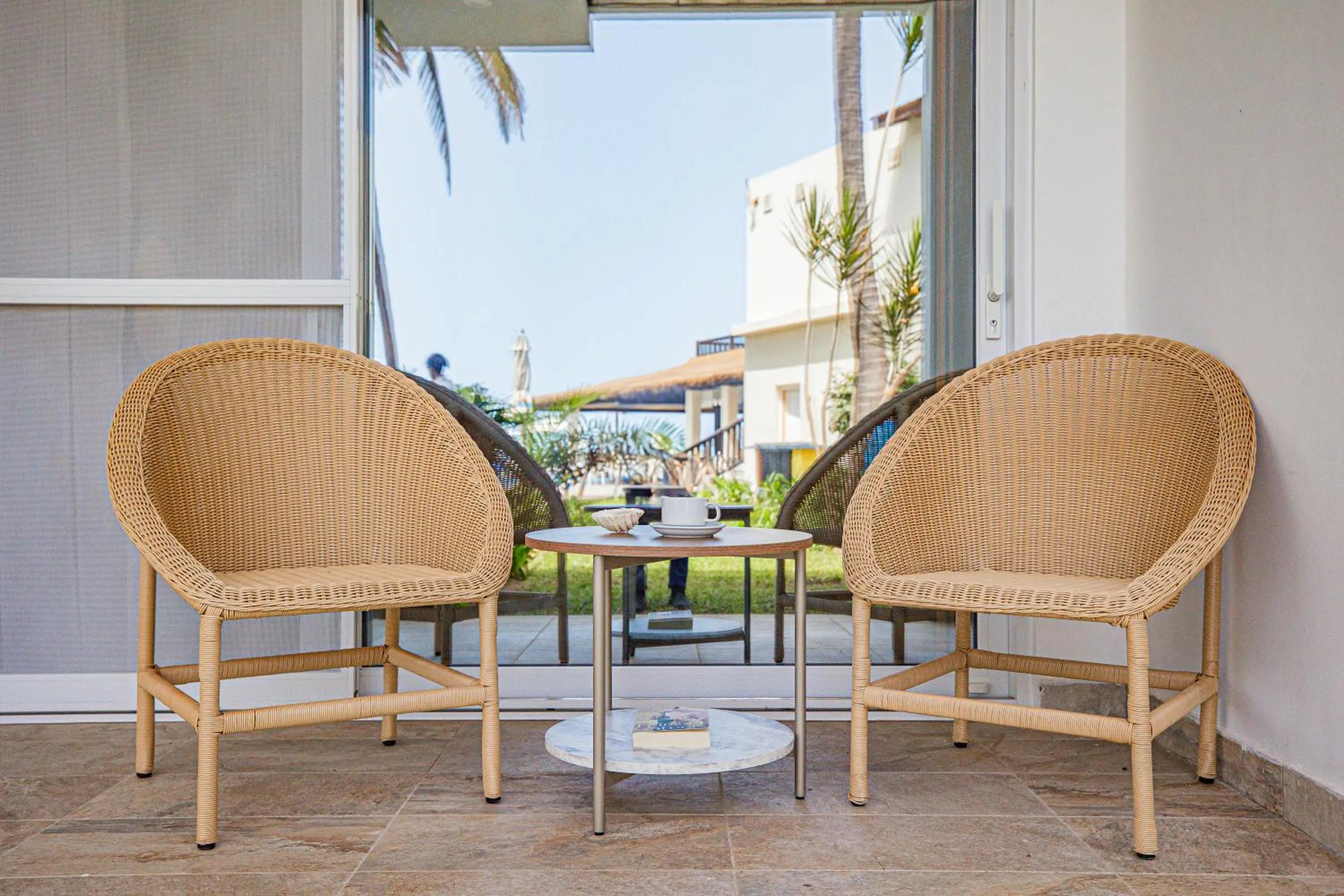 Day in Sunset Beach Hotel