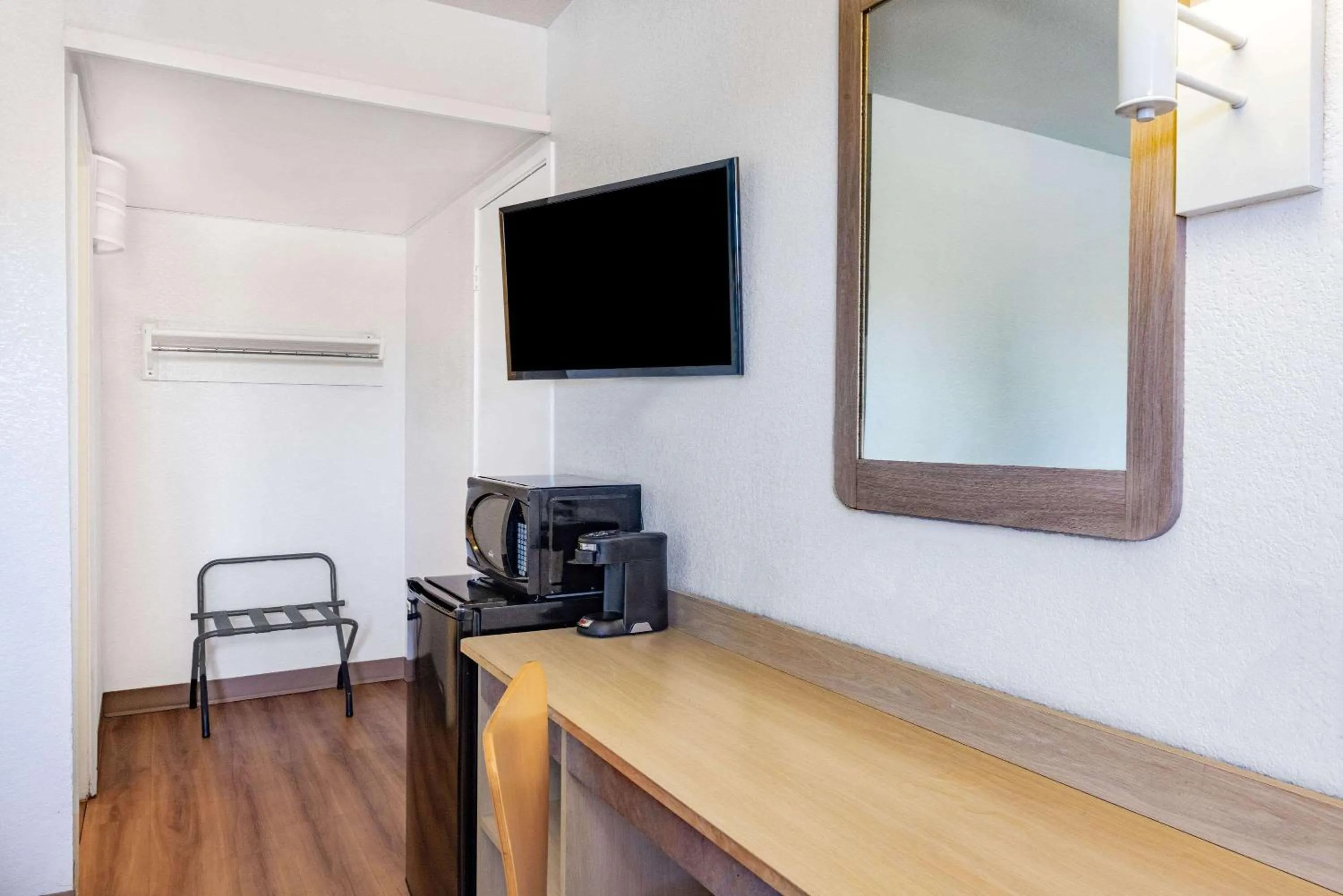 Photo of the whole room in Travelodge by Wyndham Miles City