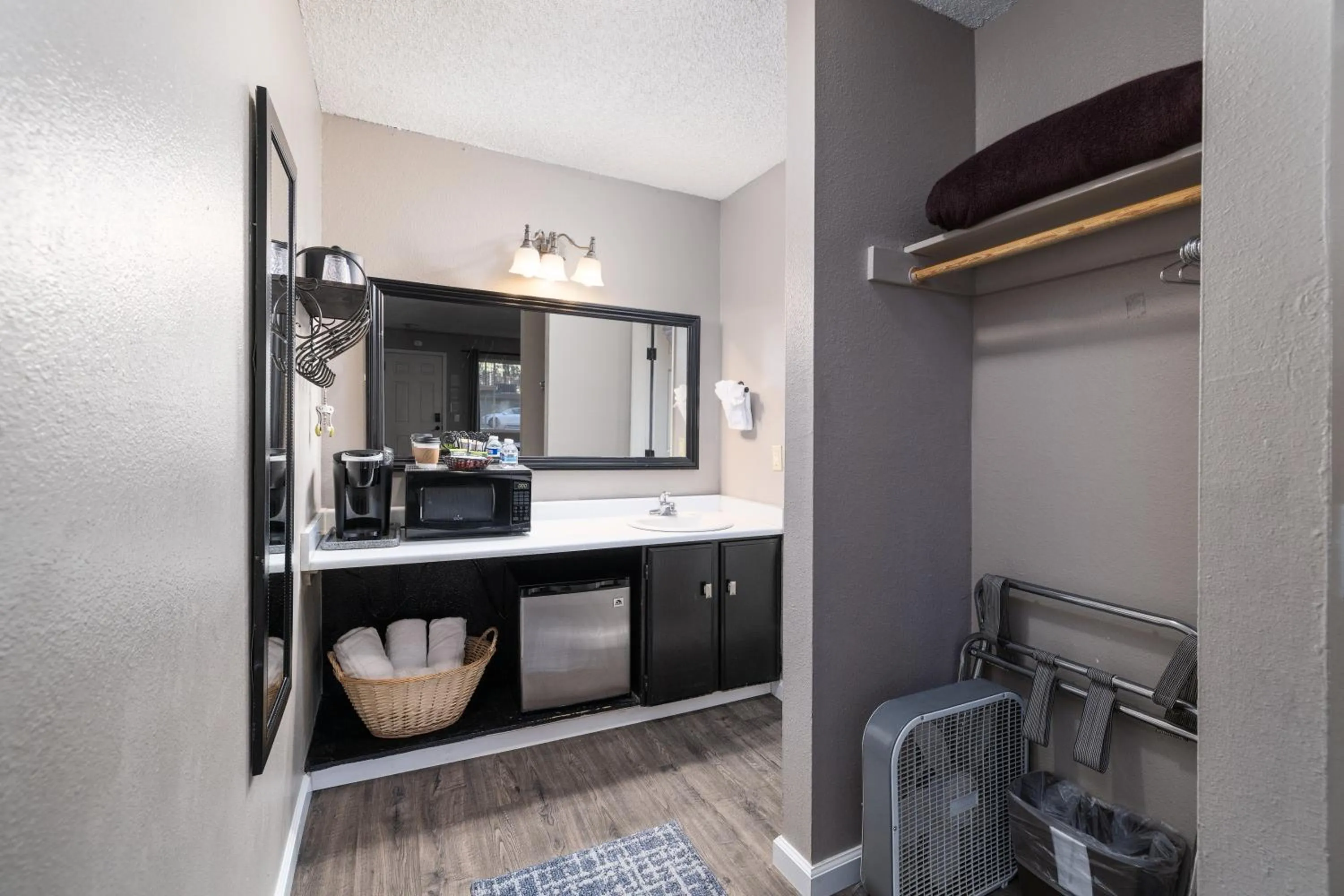 Coffee/tea facilities in The Alder Inn