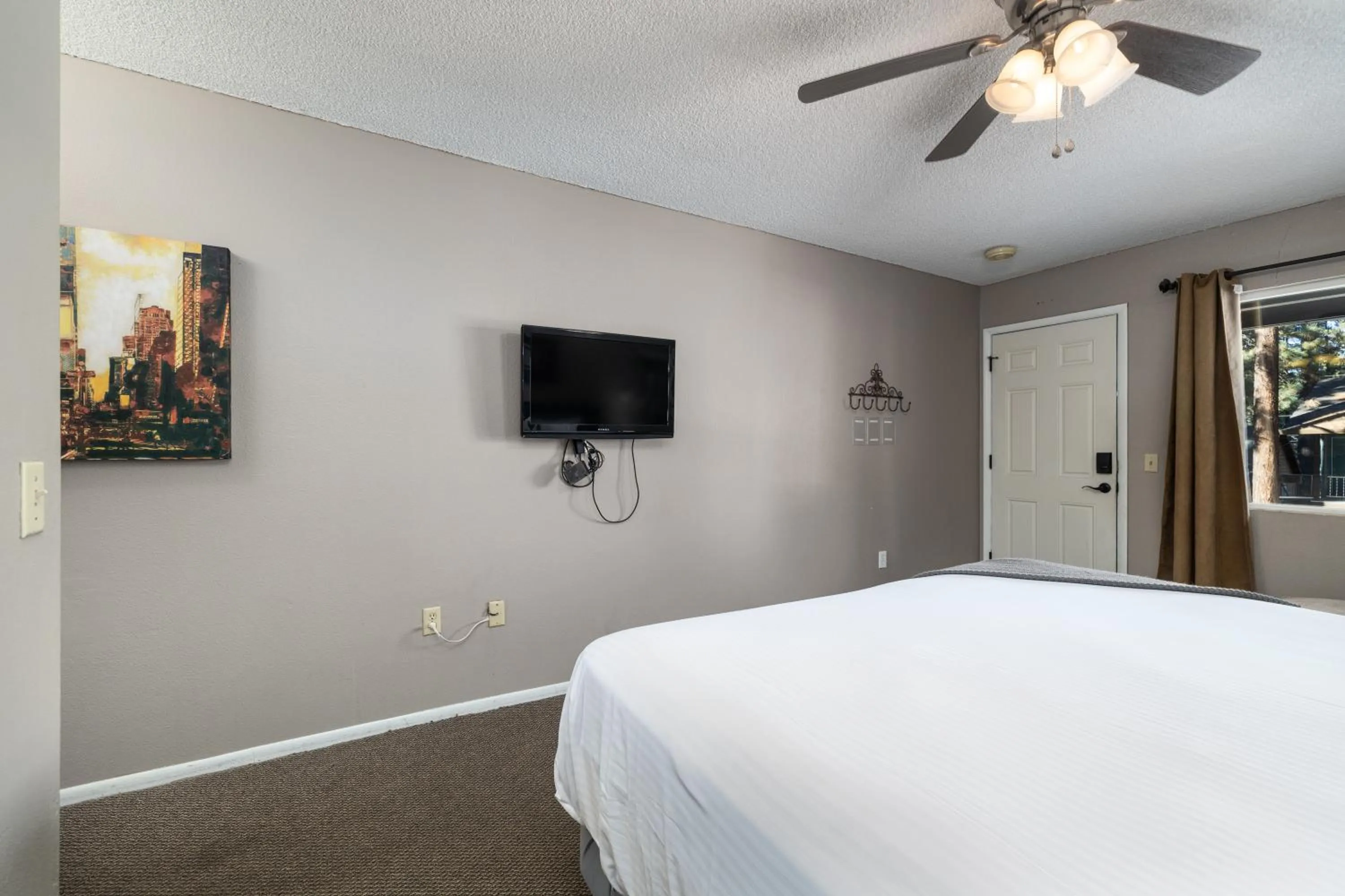 Bed in The Alder Inn