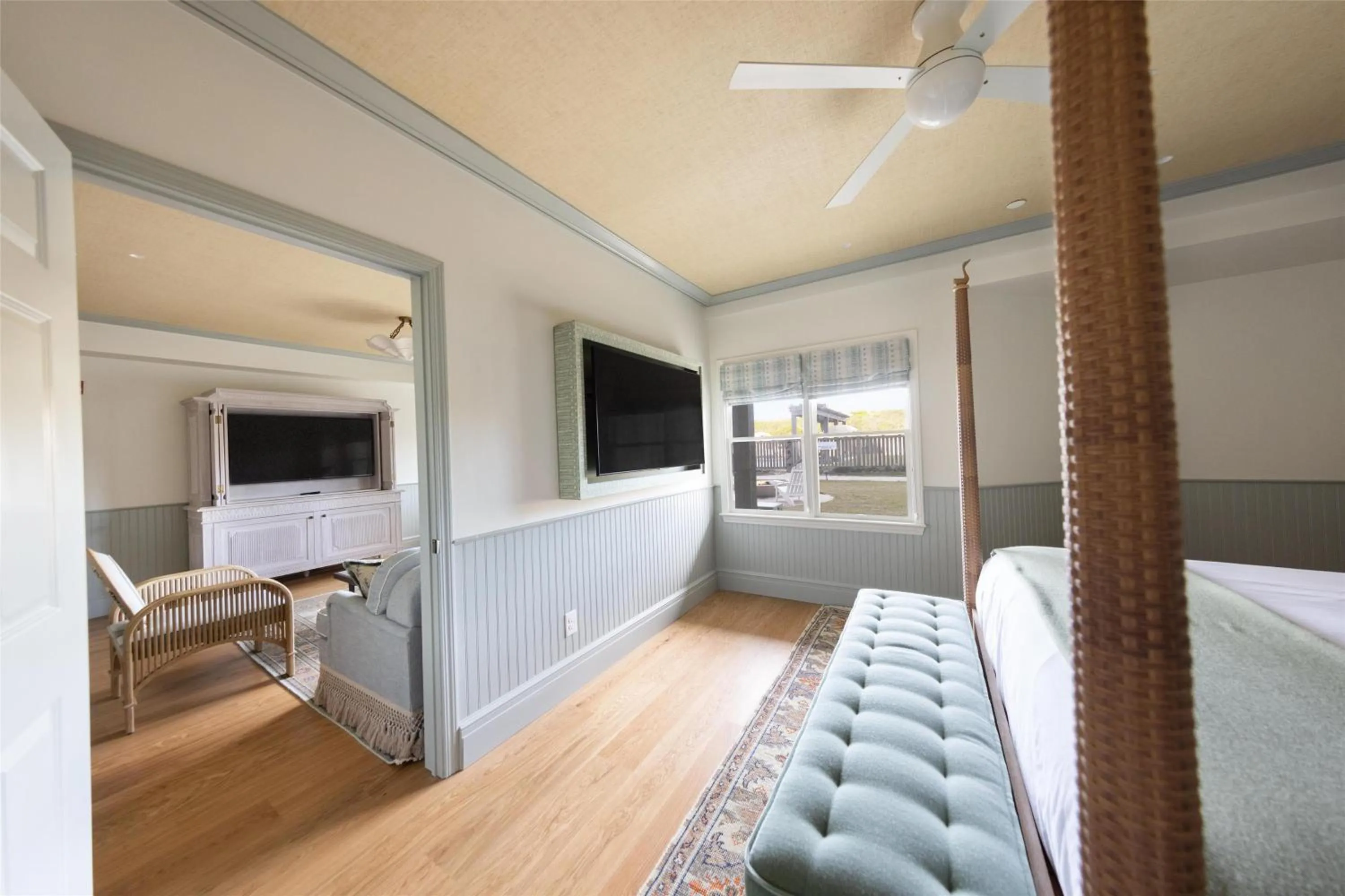 Other in The Sanderling