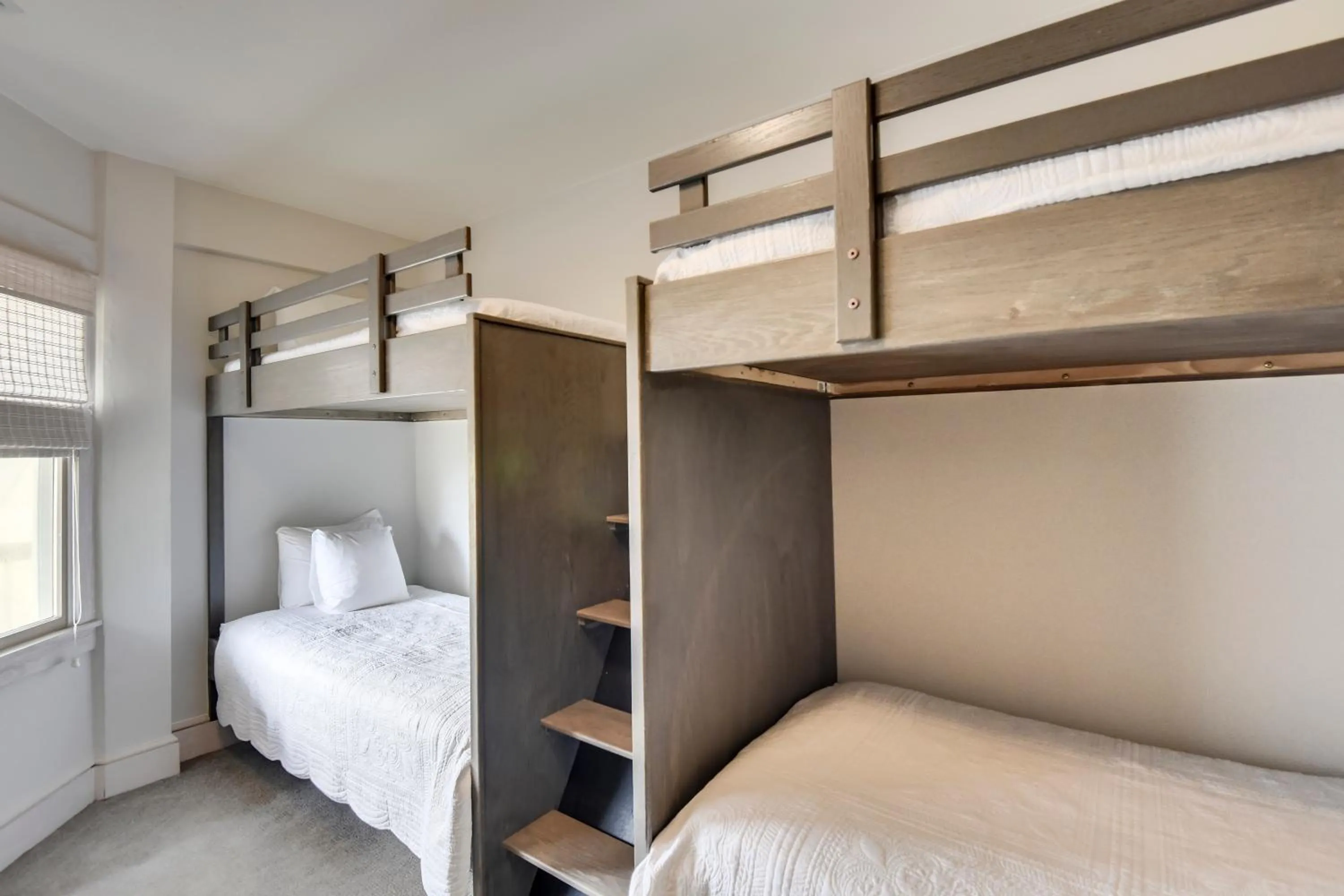 Bedroom, Bed in The Sanderling