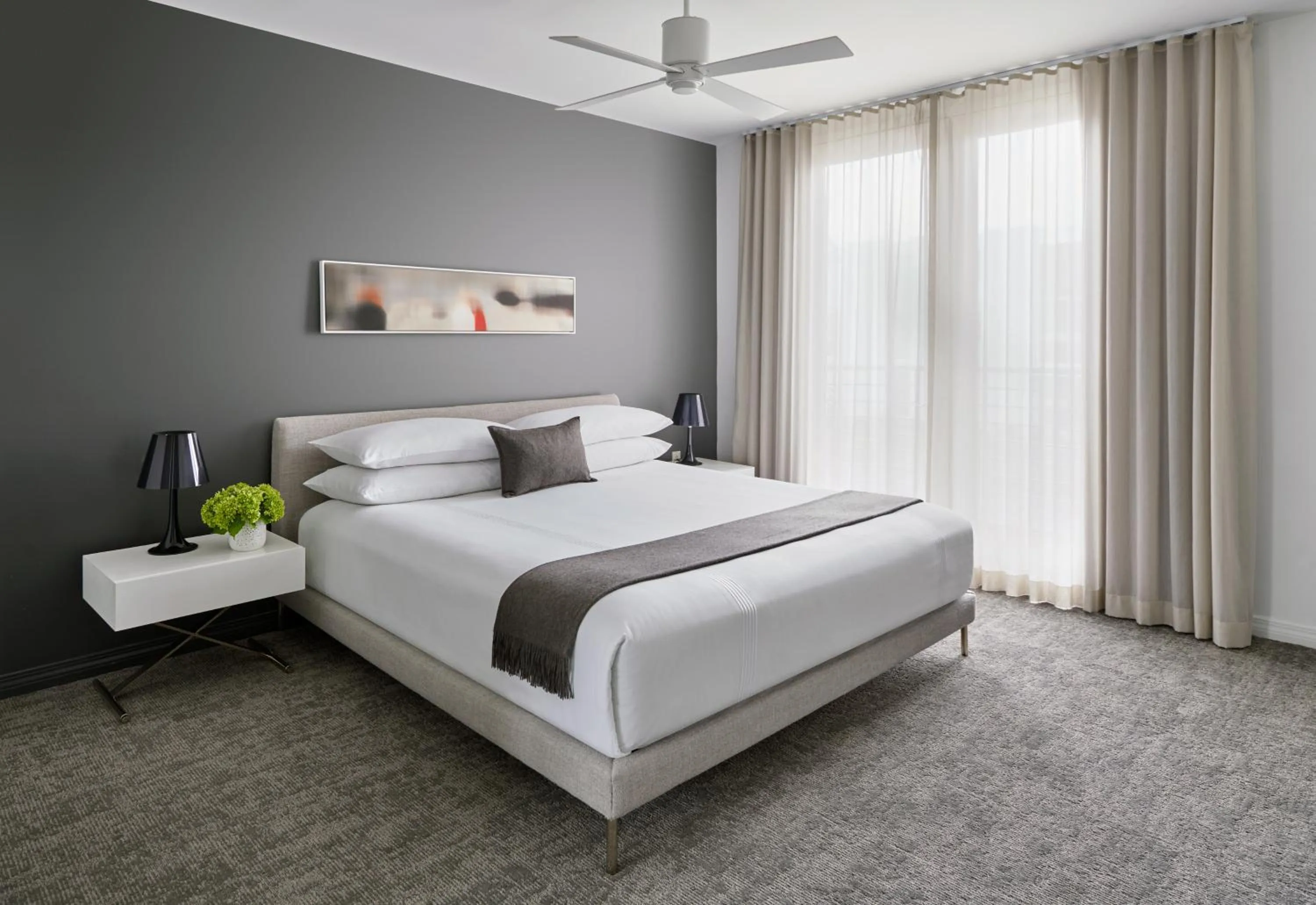 Bed in AKA Beverly Hills