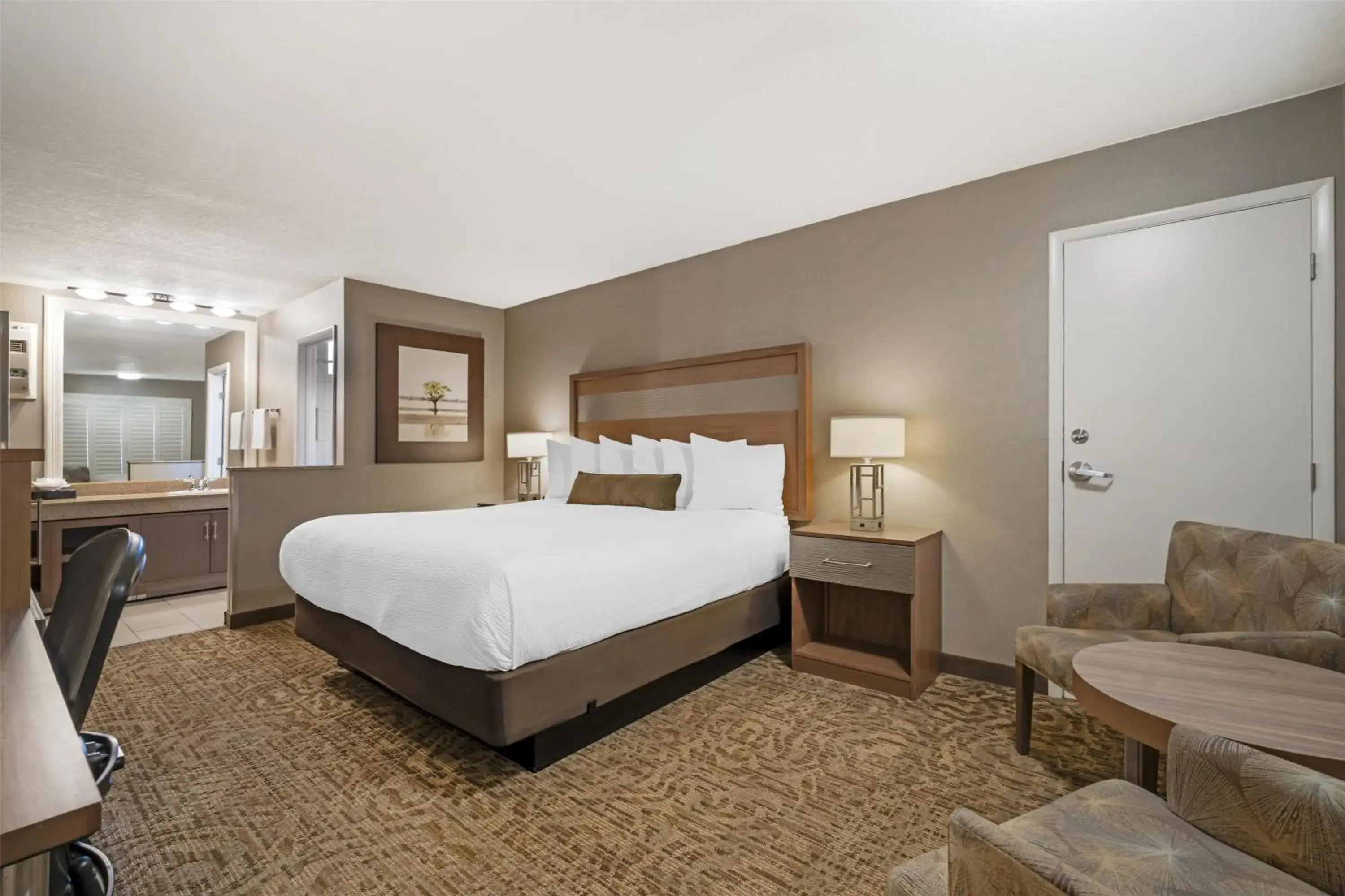 Bedroom, Bed in Best Western Plus Anaheim Inn Bedroom, Bed in Best Western Plus Anaheim Inn