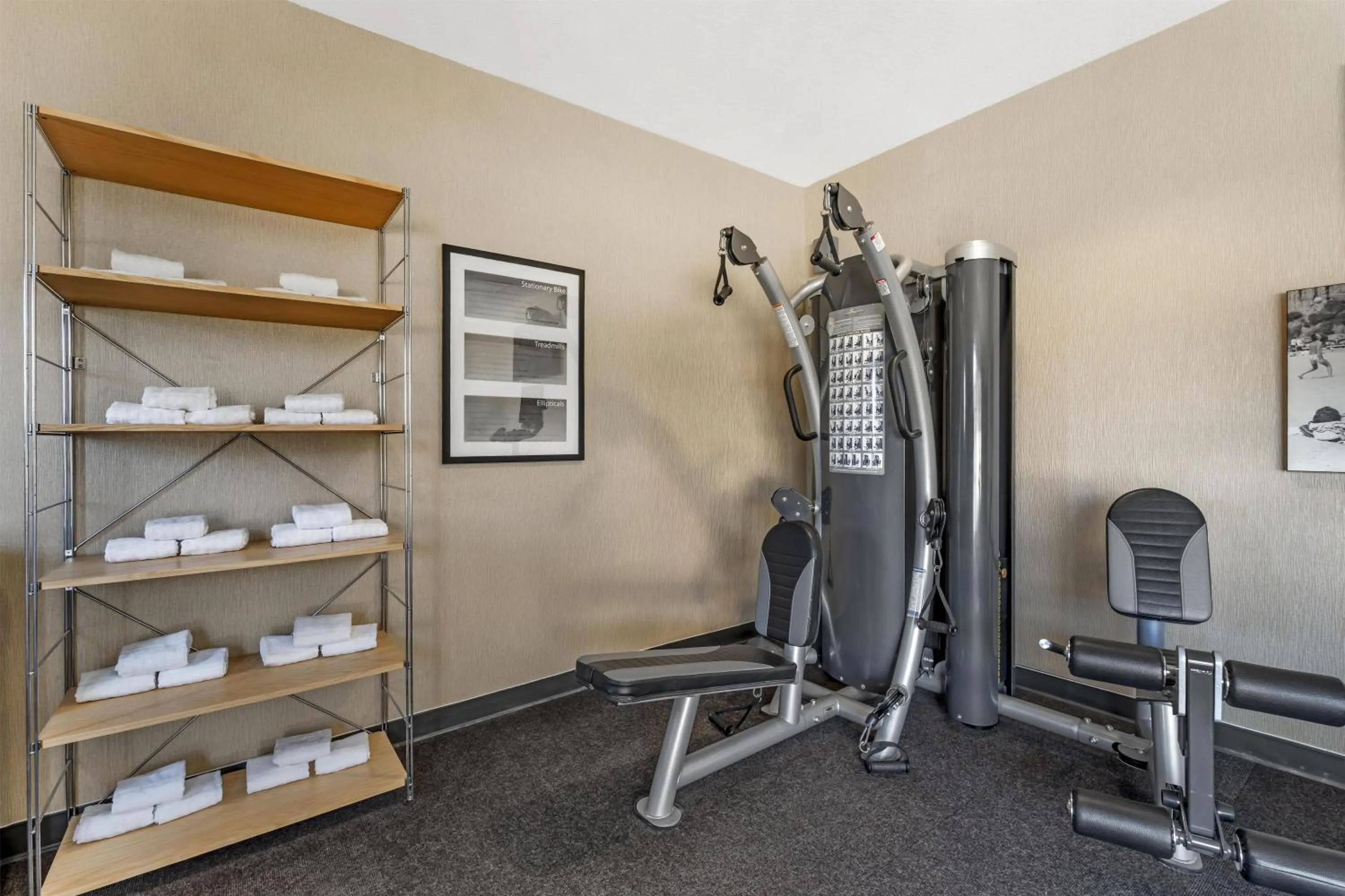 Fitness centre/facilities in Best Western Plus Anaheim Inn