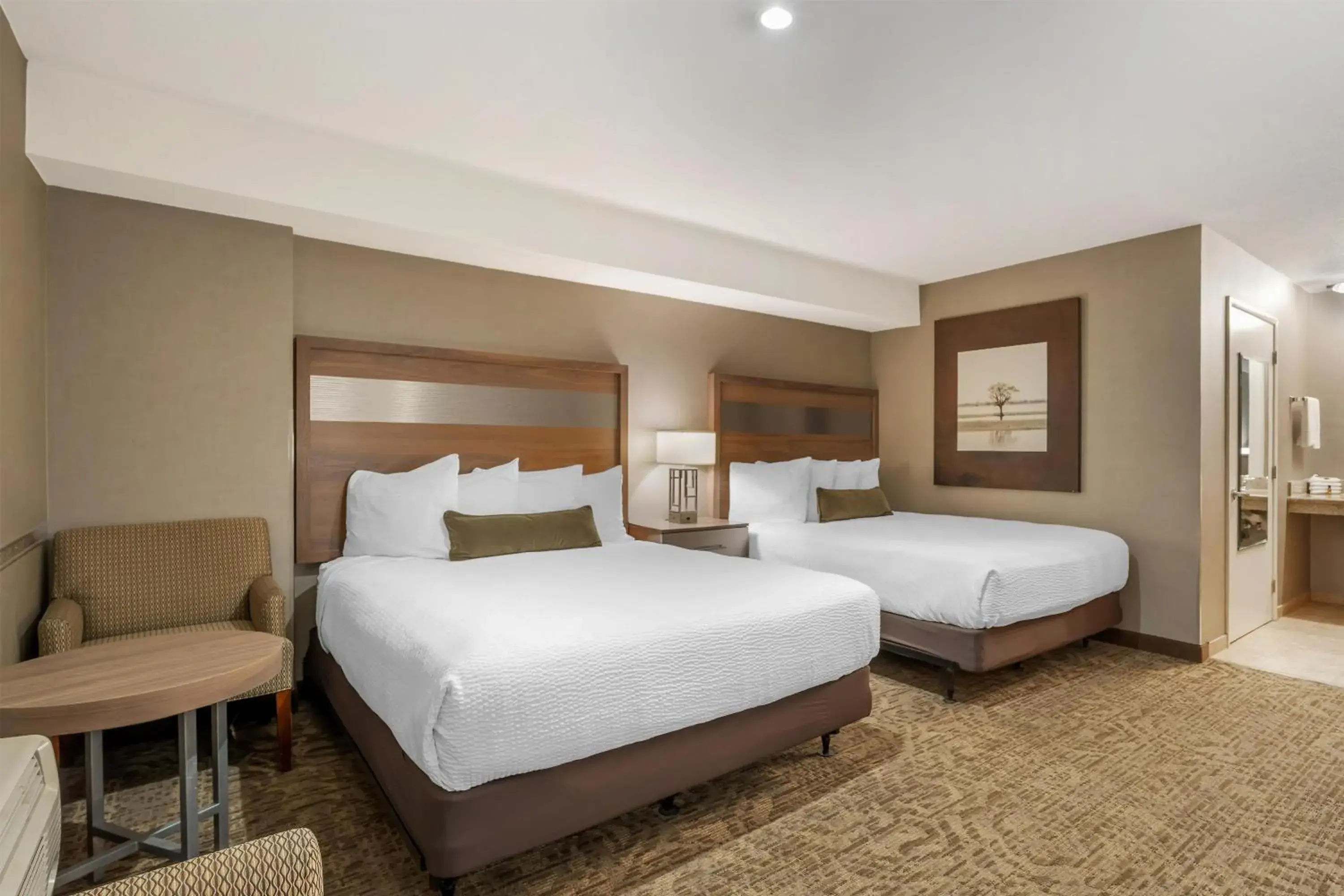 Bedroom, Bed in Best Western Plus Anaheim Inn Bedroom, Bed in Best Western Plus Anaheim Inn