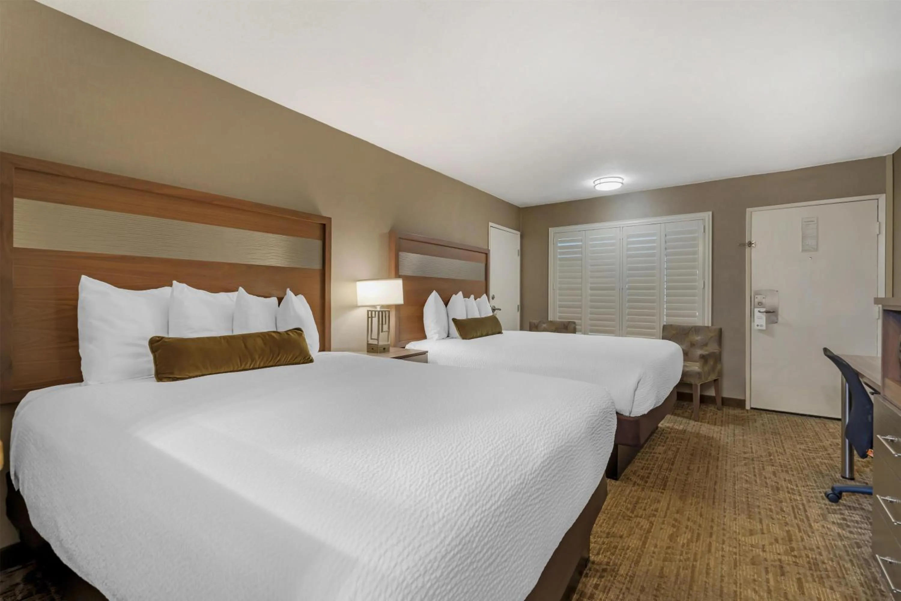 Bedroom, Bed in Best Western Plus Anaheim Inn