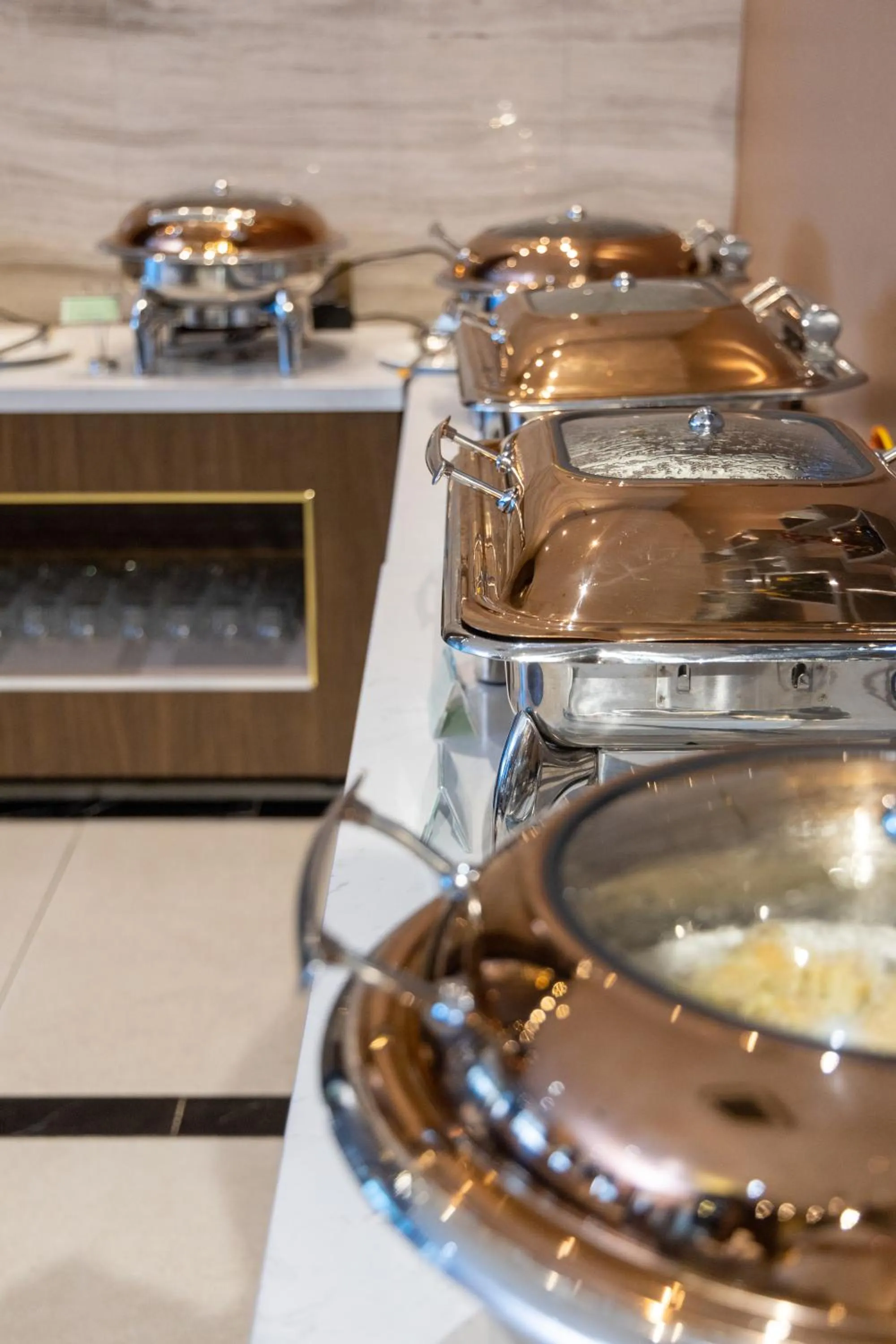 Kitchen or kitchenette in Cat Ba Paradise Hotel - Sky Bar & Massage