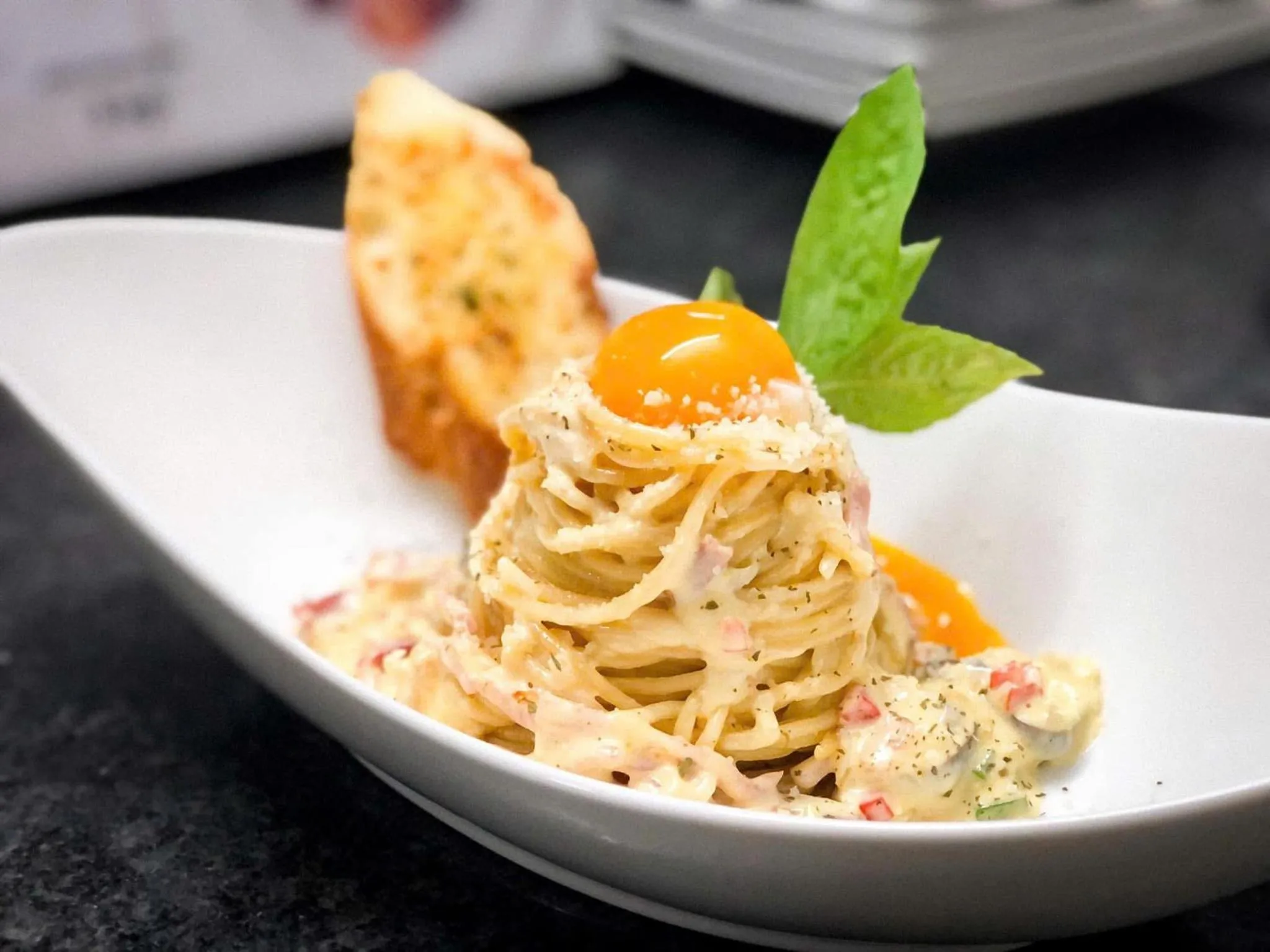 Lunch in Cat Ba Paradise Hotel - Sky Bar & Massage