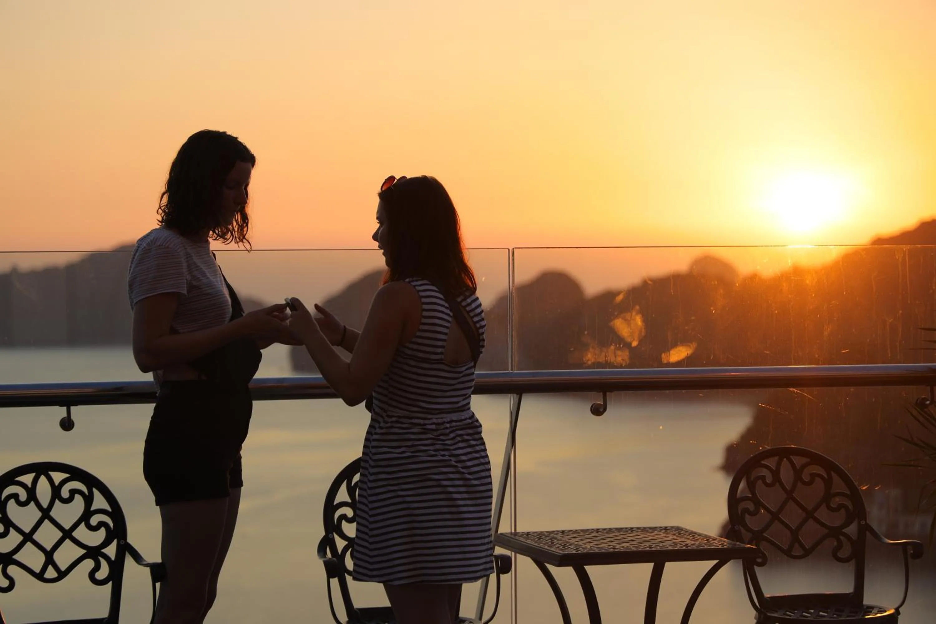 People in Cat Ba Paradise Hotel - Sky Bar & Massage
