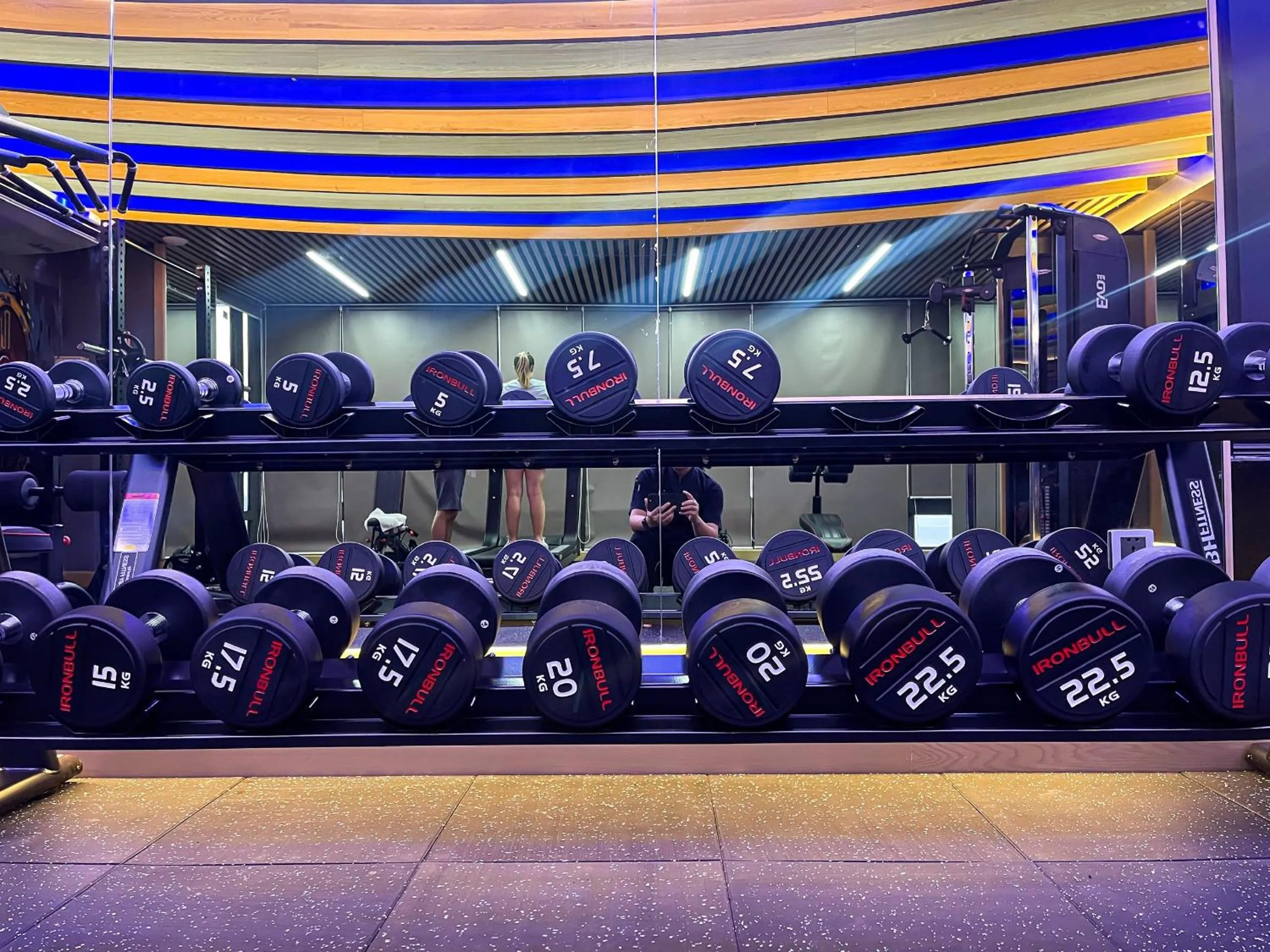 Fitness centre/facilities in Cat Ba Paradise Hotel - Sky Bar & Massage