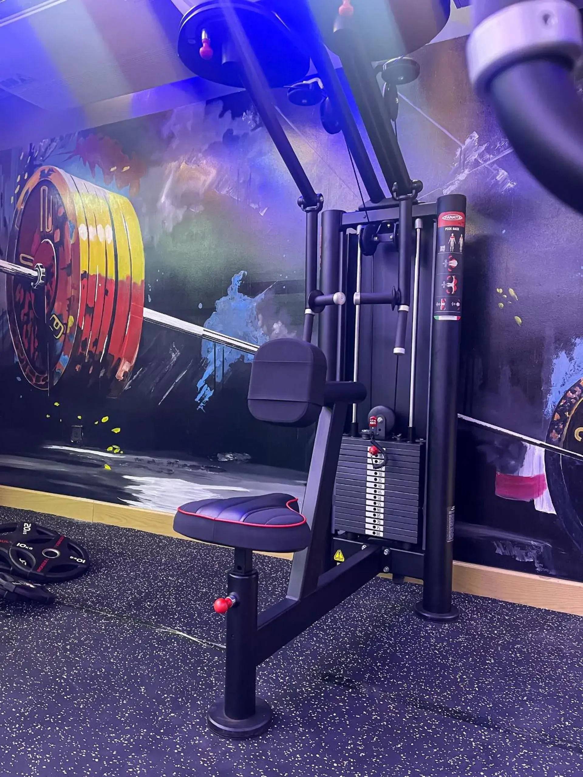 Fitness centre/facilities in Cat Ba Paradise Hotel - Sky Bar & Massage Fitness centre/facilities in Cat Ba Paradise Hotel - Sky Bar & Massage