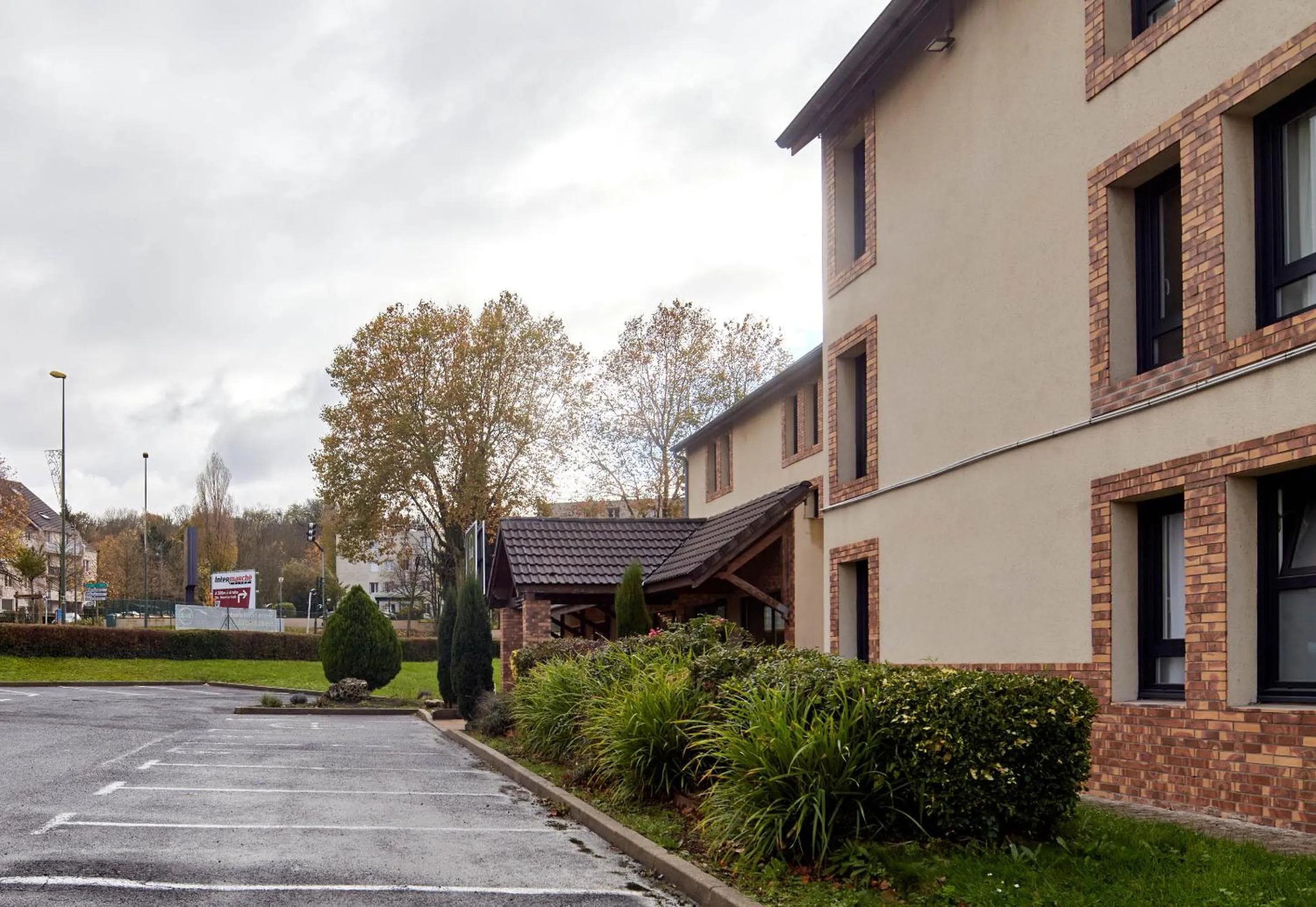 Parking in B&B HOTEL Marne-la-Vallée Chelles