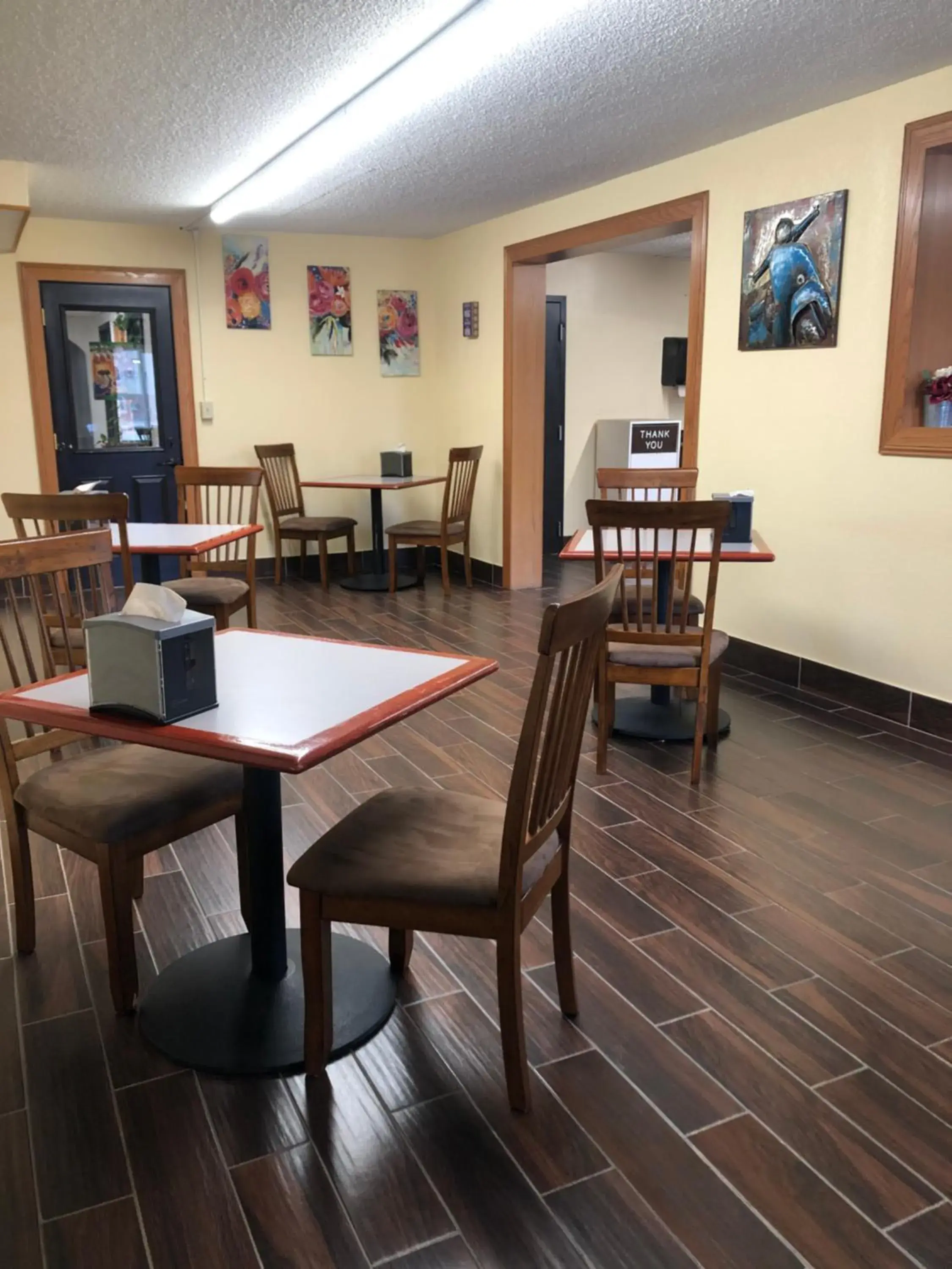 Breakfast, Restaurant/Places to Eat in Scottsbluff Inn
