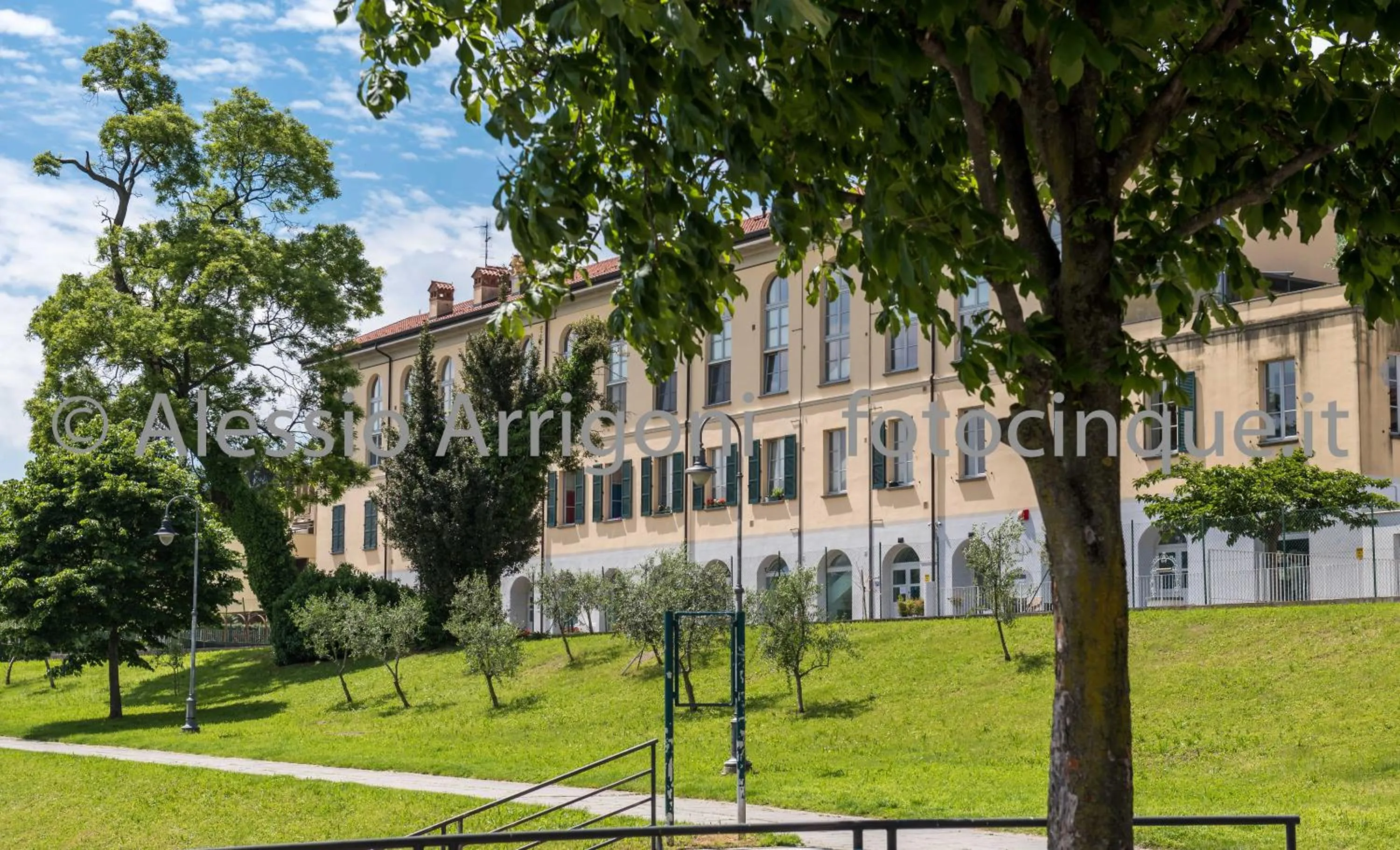Property building in BlueLake Inn