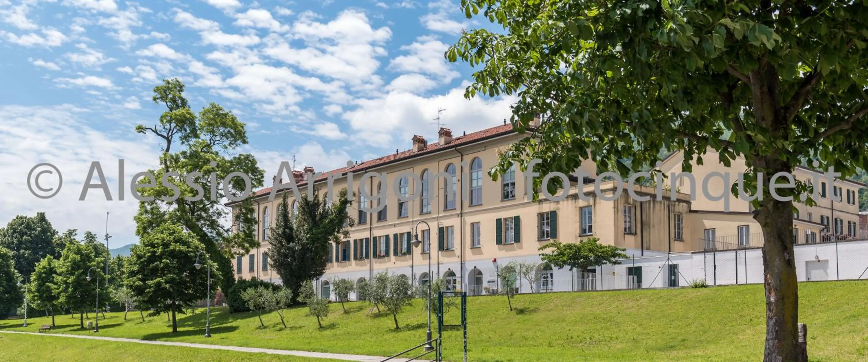 Property building in BlueLake Inn