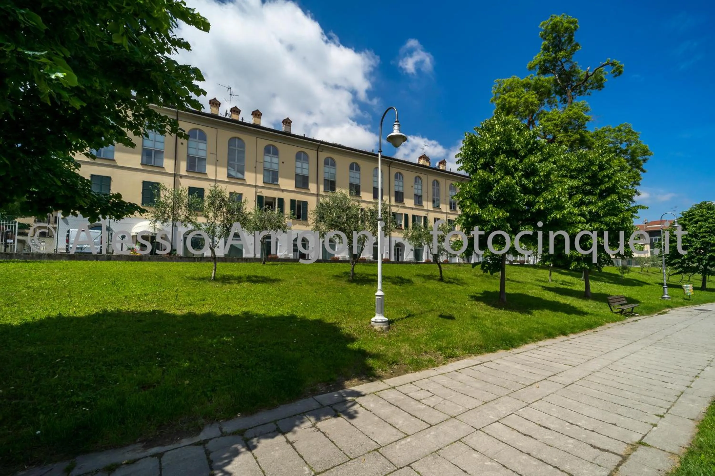 Property building in BlueLake Inn