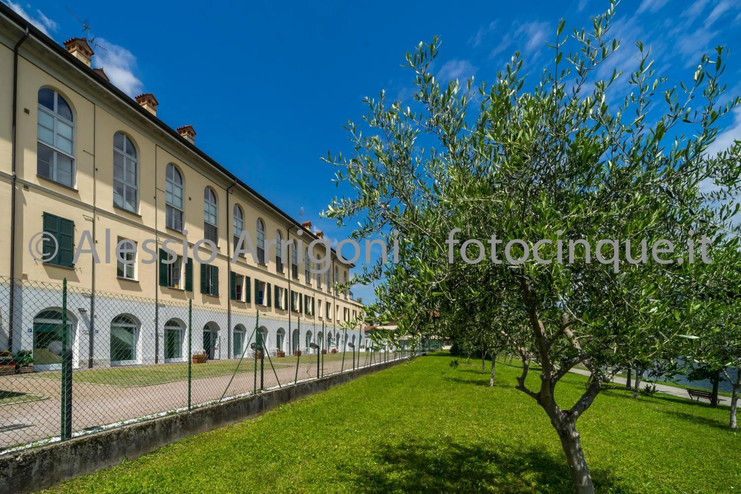 Property building in BlueLake Inn