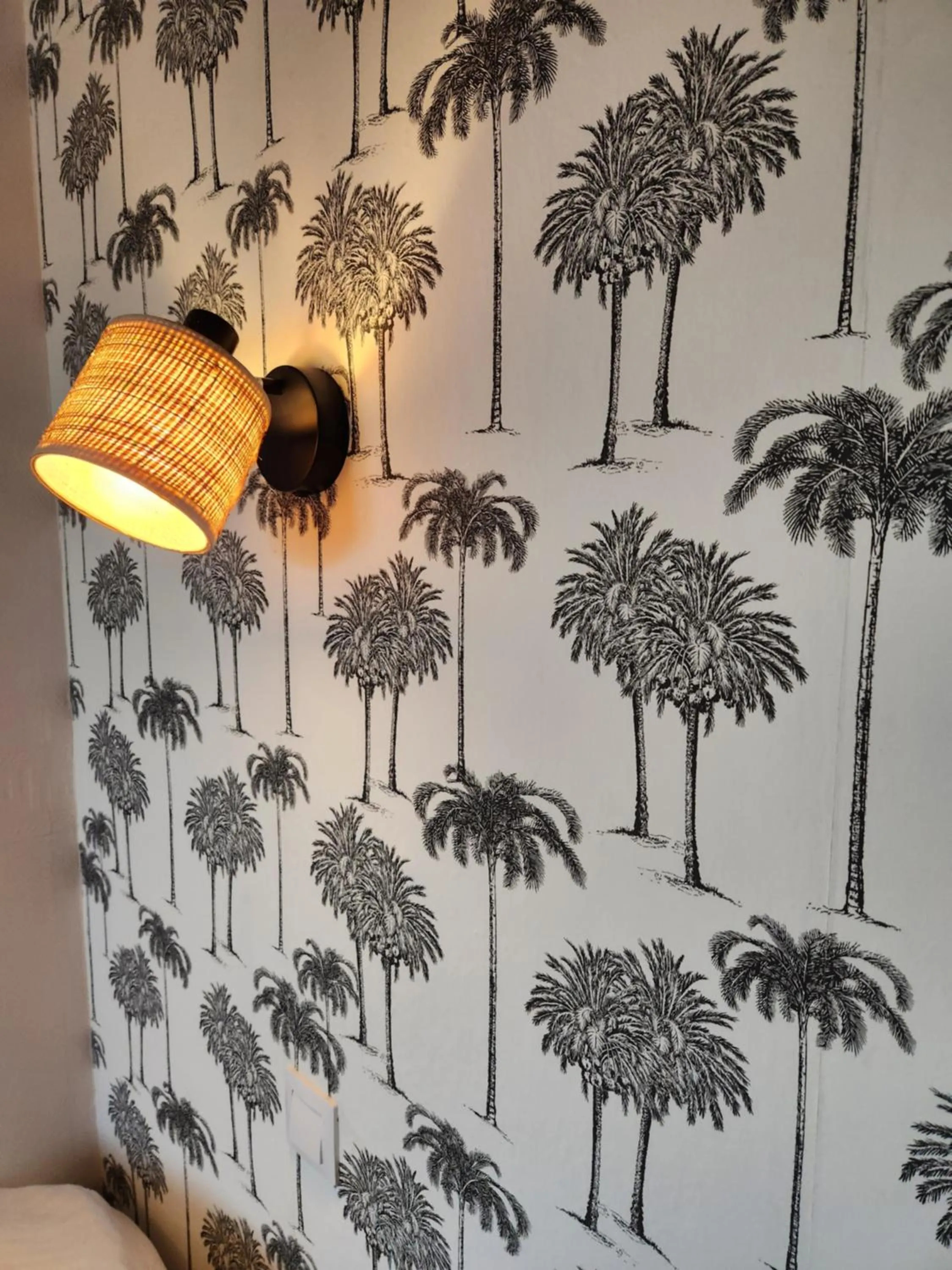 Decorative detail in Hôtel Le Petit Vatel - Centre ville & Plage