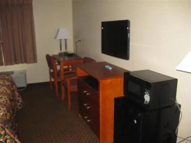 TV and multimedia in Heritage Inn