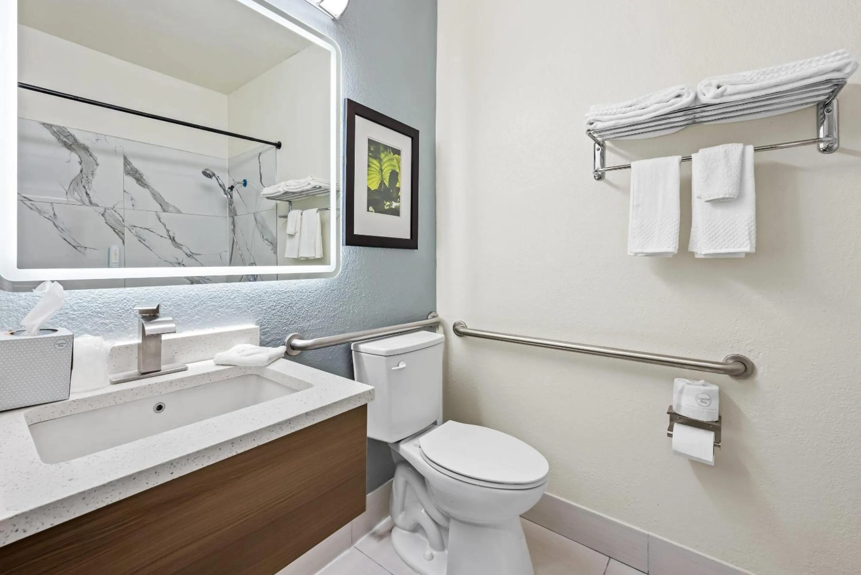 Bedroom in MainStay Suites Raleigh North