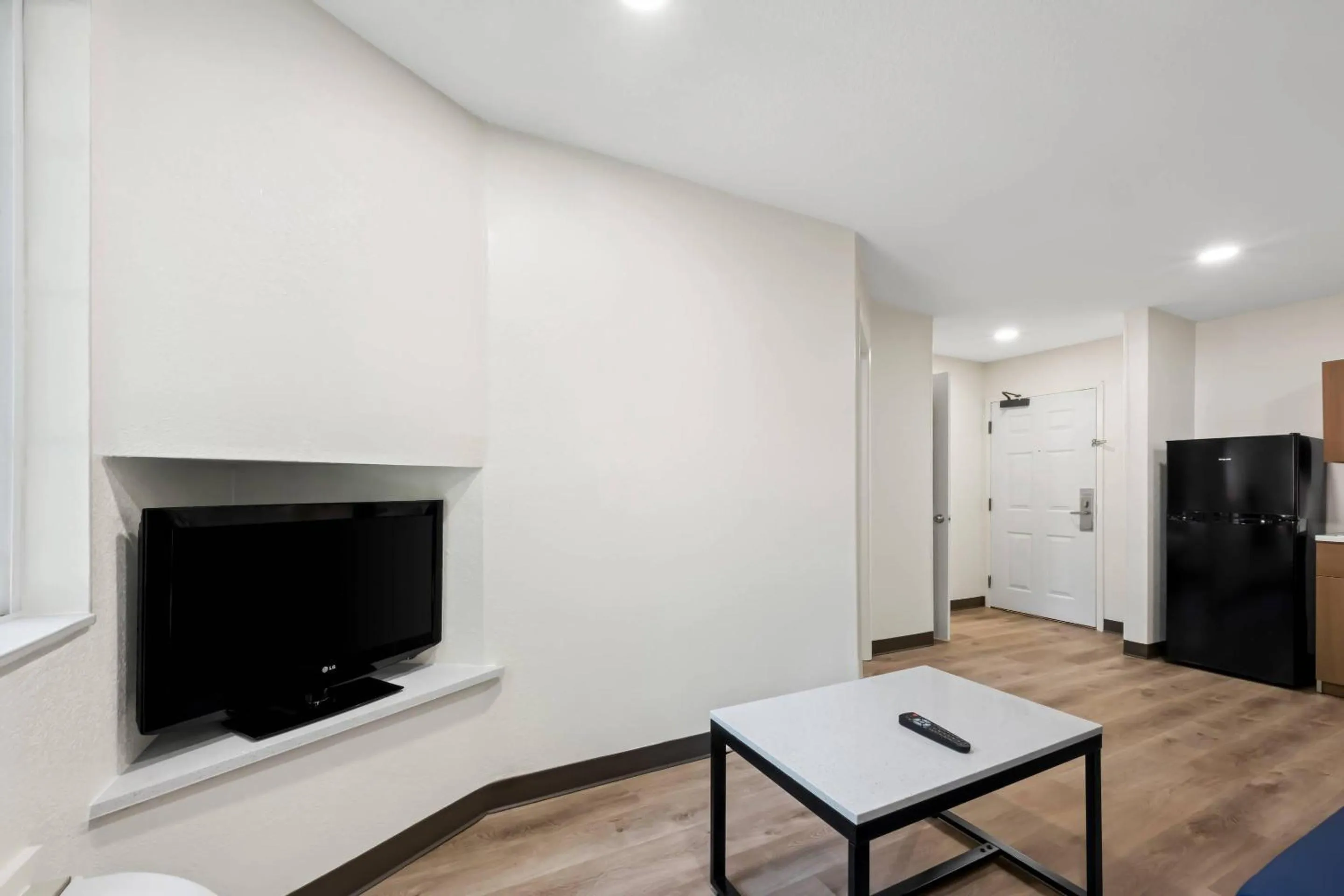 Bedroom in MainStay Suites Raleigh North