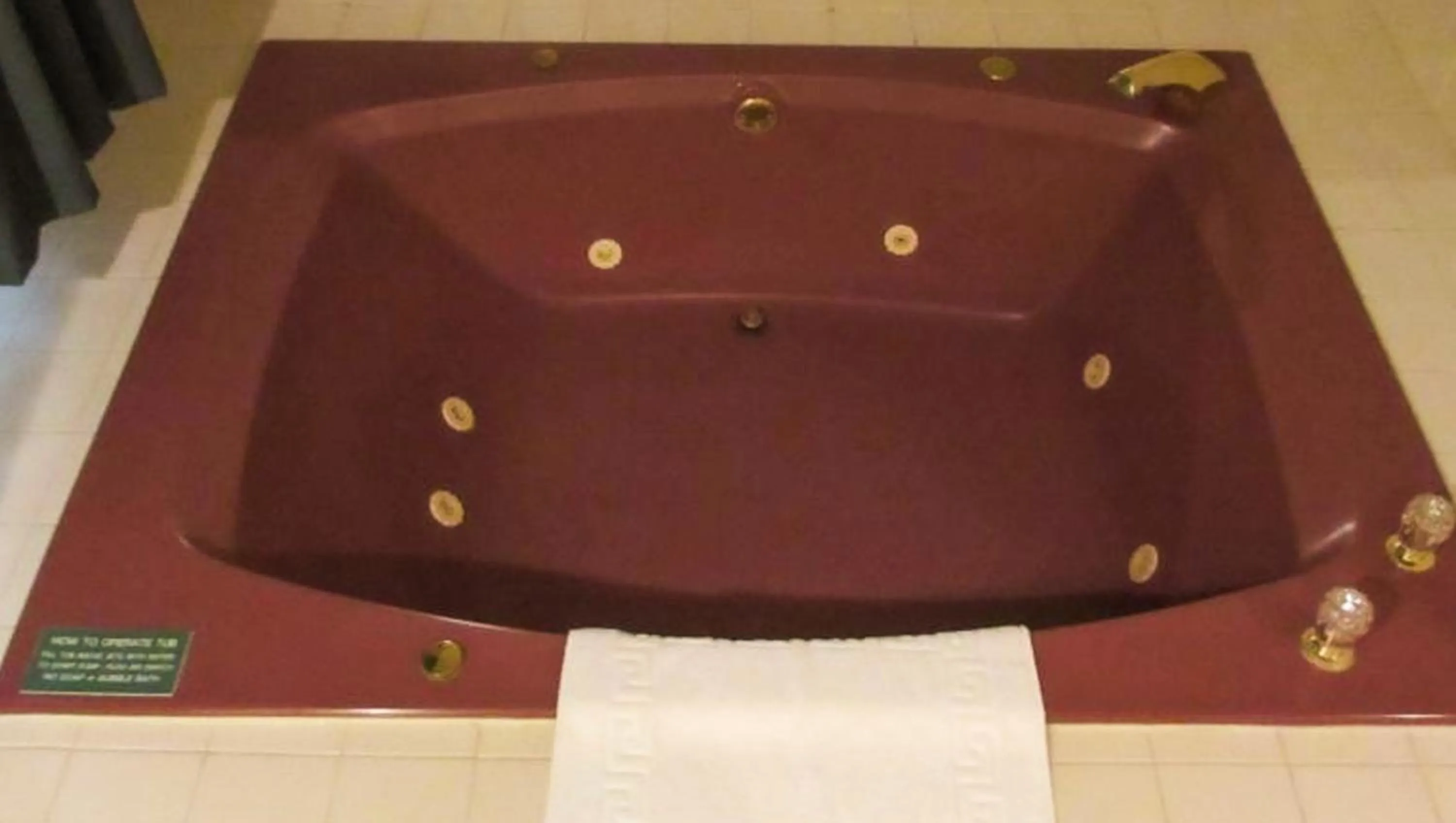 Spa and wellness centre/facilities in Magnuson Grand Pioneer Inn and Suites