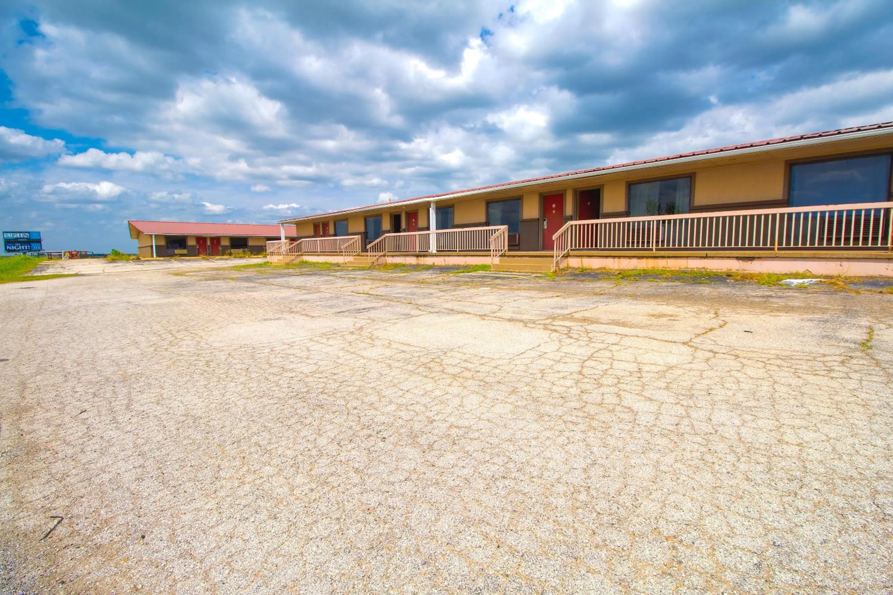 On site in American Best Inn By OYO I-35 Perry near Lake McMurtry