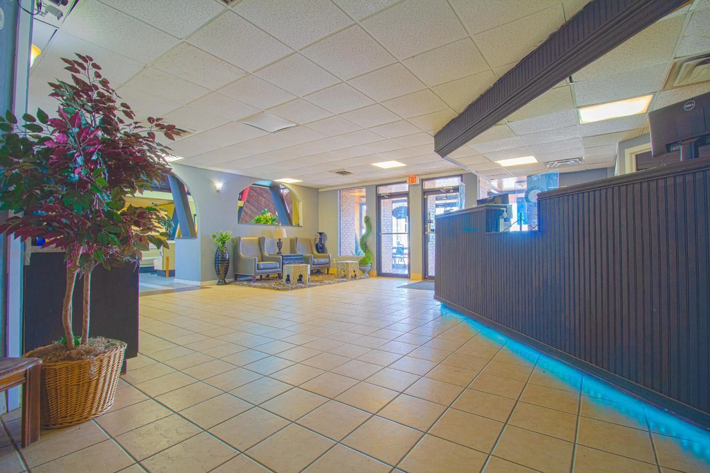 Lobby or reception in American Best Inn By OYO I-35 Perry near Lake McMurtry