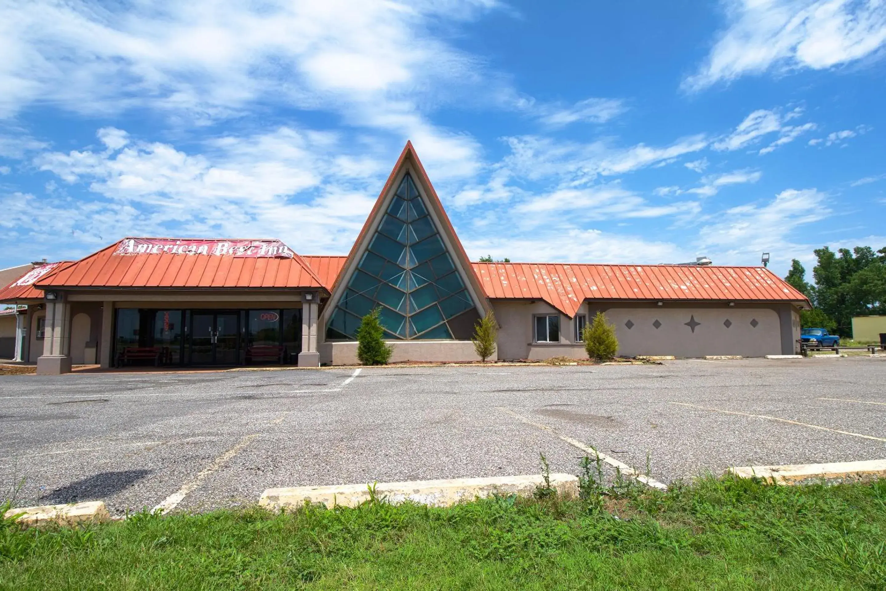 Facade/entrance in American Best Inn By OYO I-35 Perry near Lake McMurtry Facade/entrance in American Best Inn By OYO I-35 Perry near Lake McMurtry