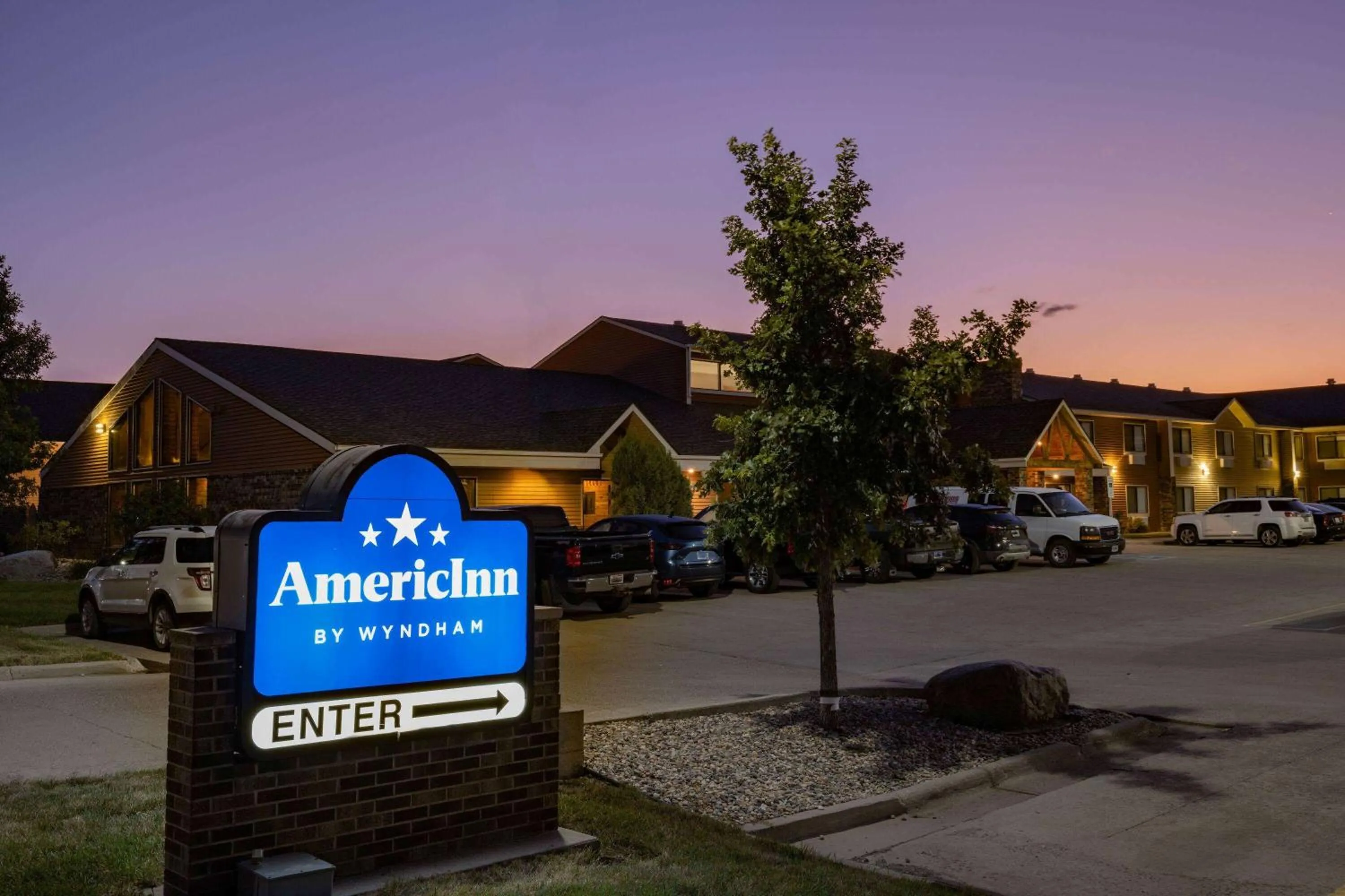 Property building in AmericInn by Wyndham Aberdeen Event Center