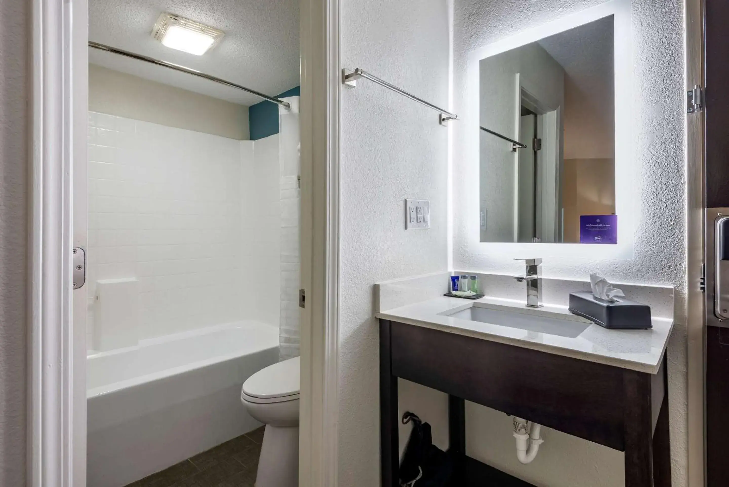 Bedroom in Sleep Inn - Salisbury I-85 Bedroom in Sleep Inn - Salisbury I-85