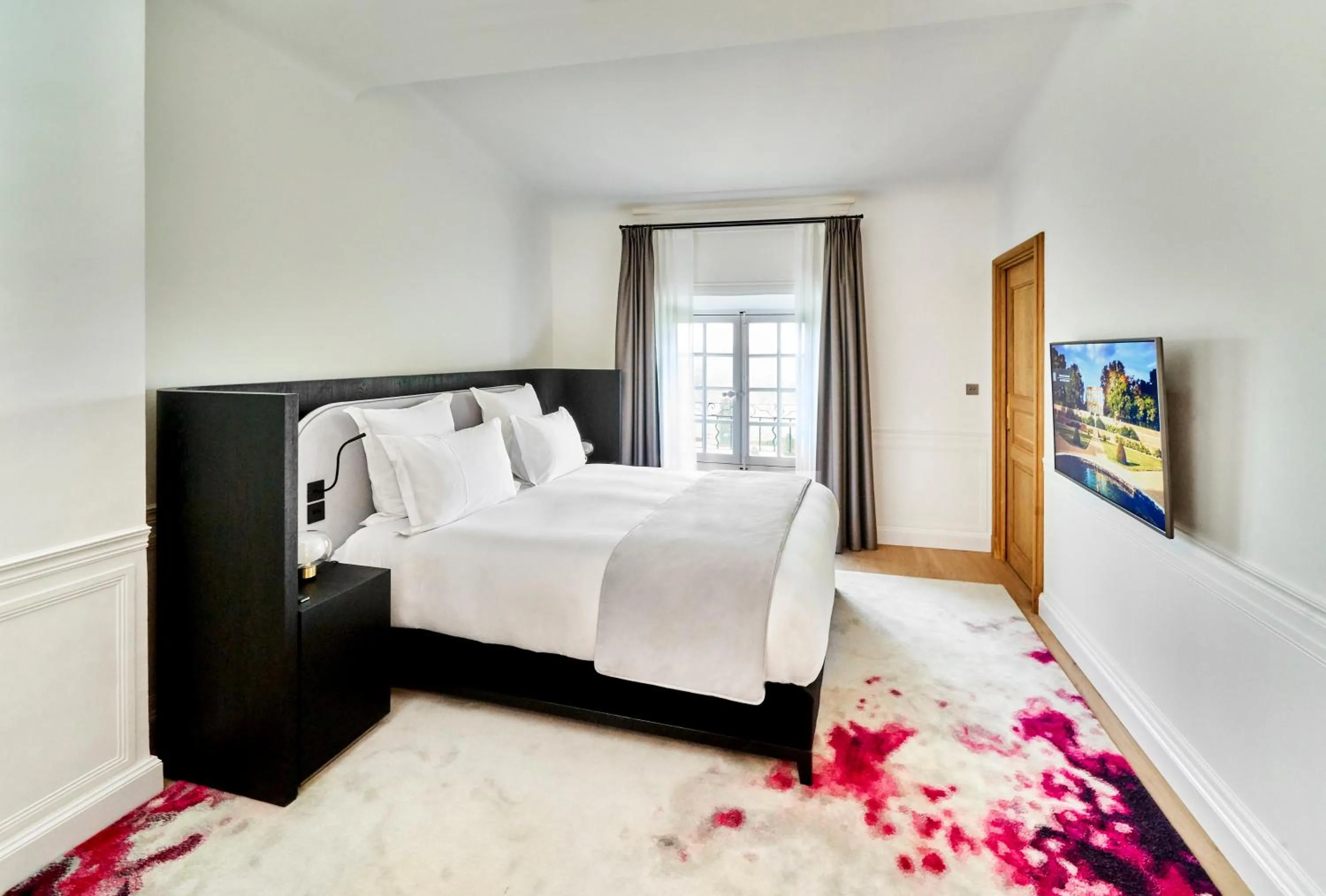 Bed in Château de la Gaude