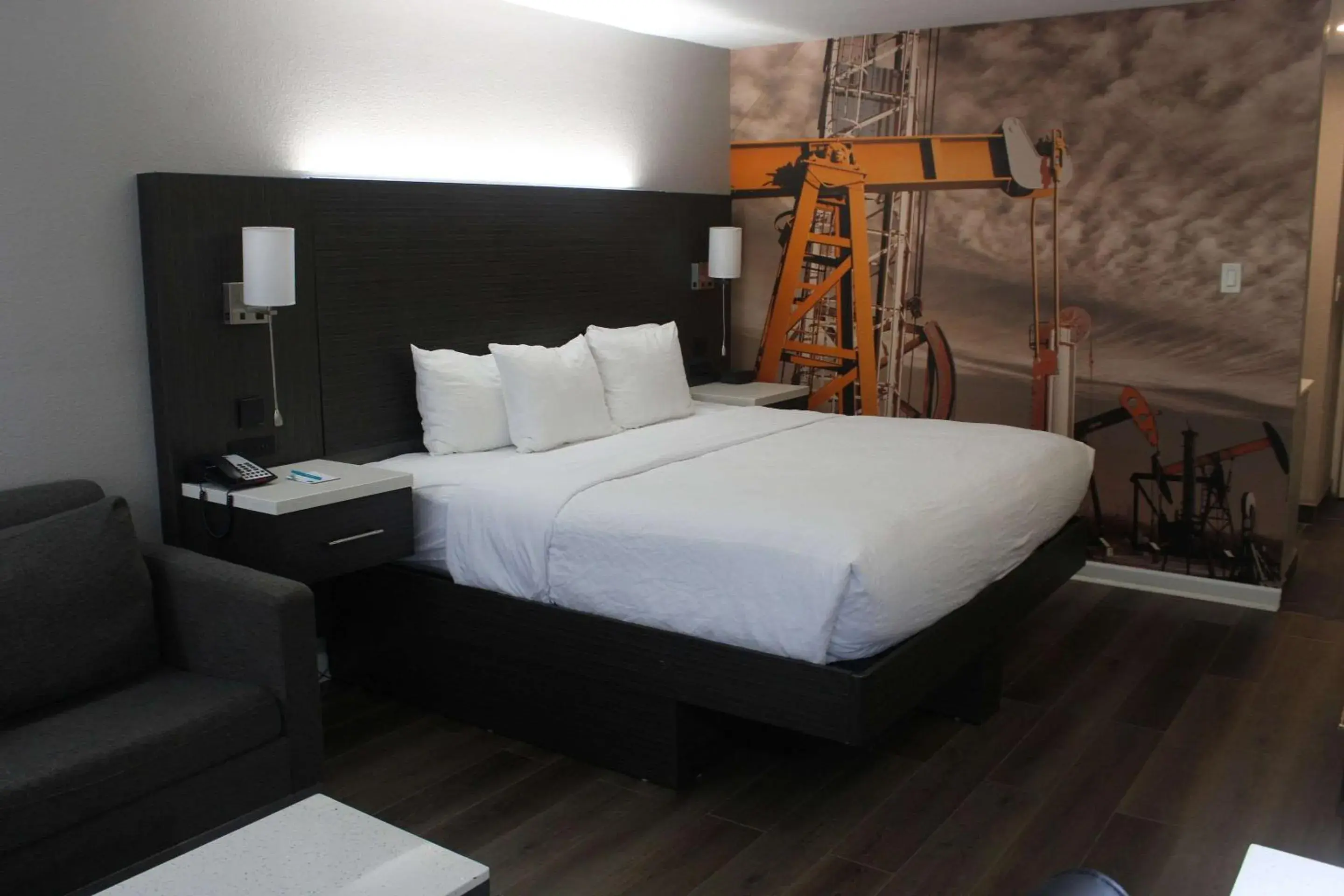 Bedroom, Bed in Clarion Pointe Marshall Bedroom, Bed in Clarion Pointe Marshall