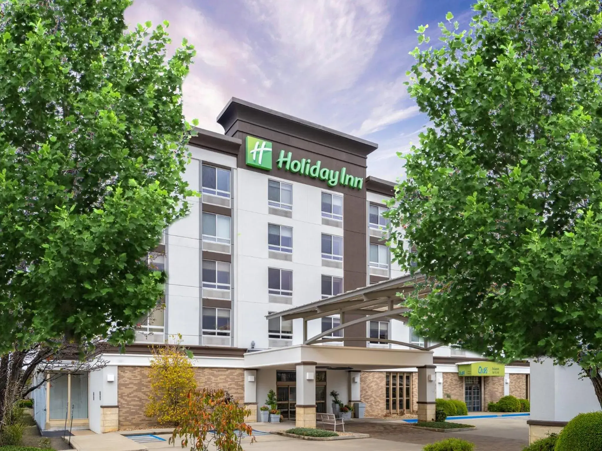 Property building in Holiday Inn Portsmouth Downtown by IHG Property building in Holiday Inn Portsmouth Downtown by IHG