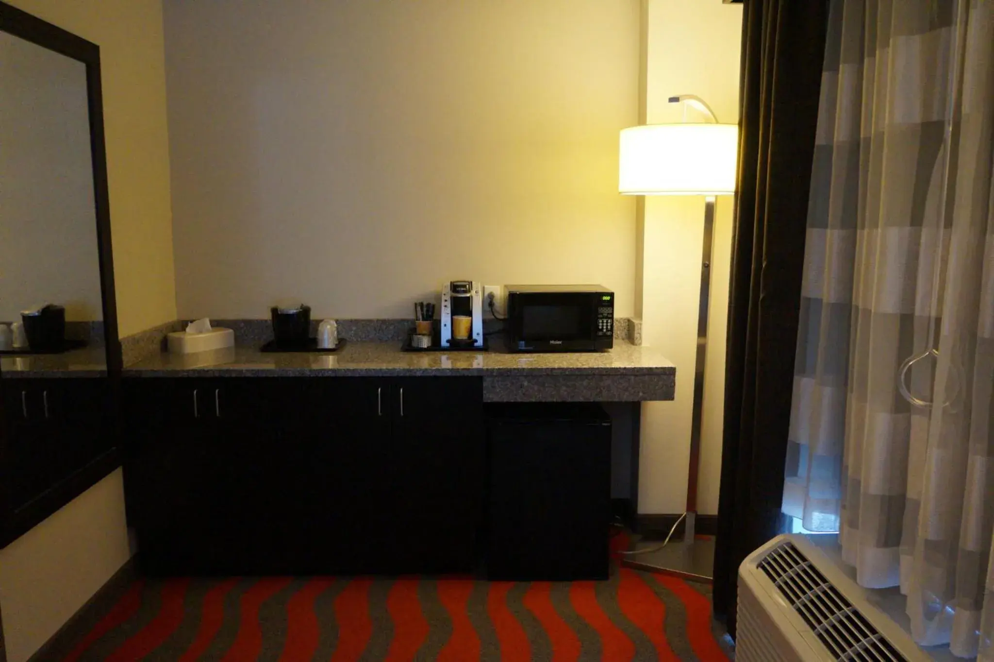 Photo of the whole room in Holiday Inn Portsmouth Downtown by IHG Photo of the whole room in Holiday Inn Portsmouth Downtown by IHG