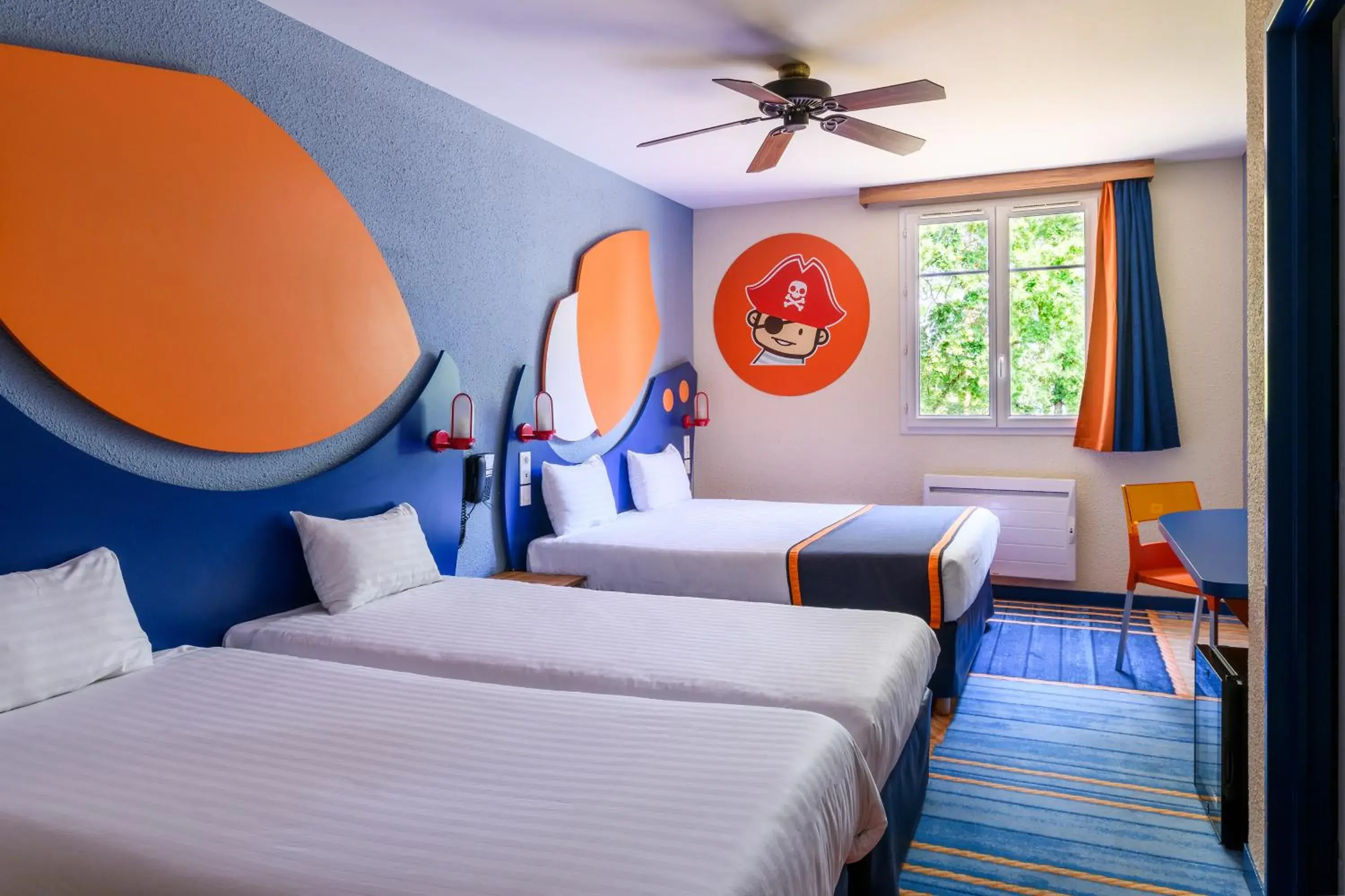 Photo of the whole room, Bed in Explorers Hotel Marne-la-Vallée Photo of the whole room, Bed in Explorers Hotel Marne-la-Vallée