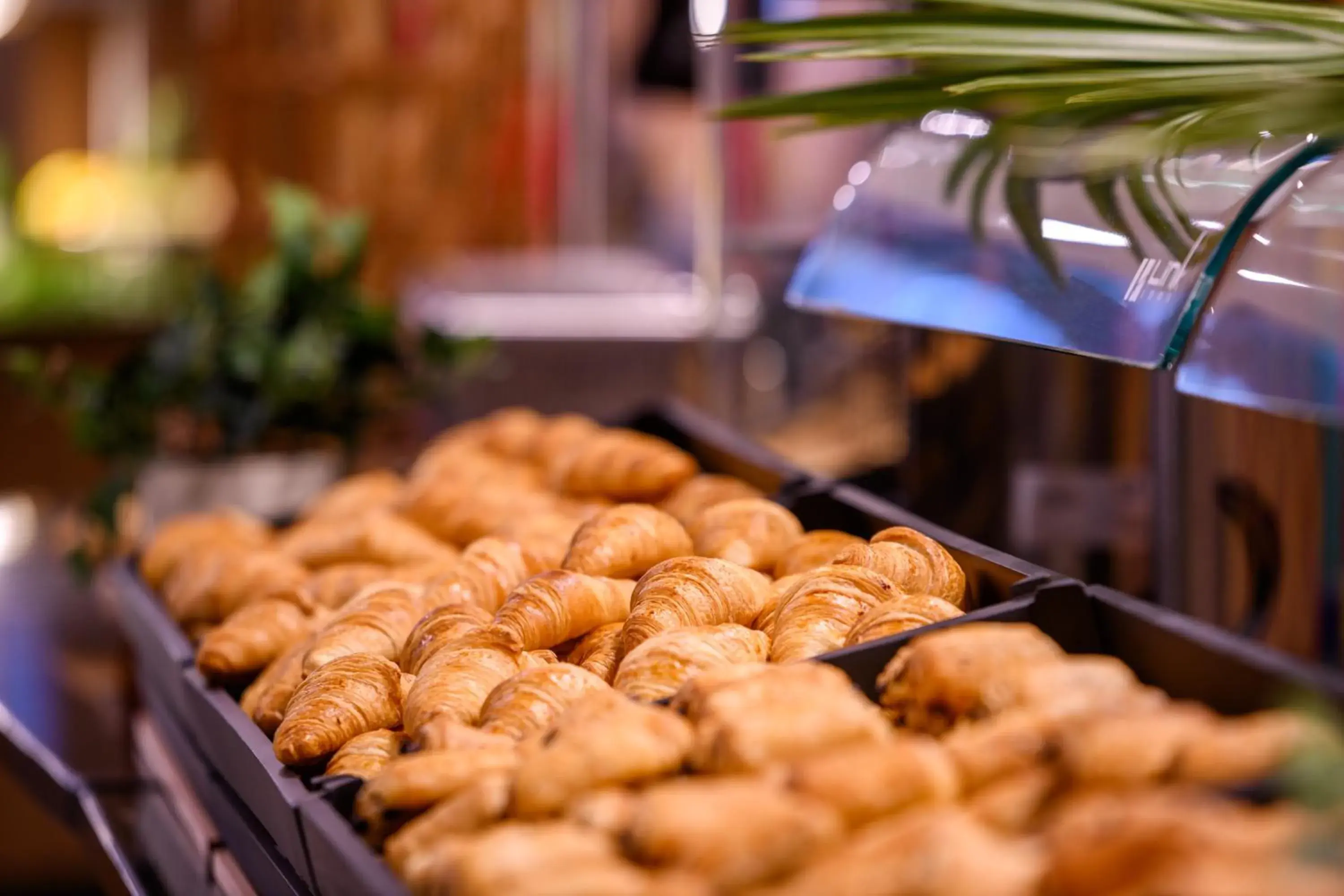 Breakfast in Explorers Hotel Marne-la-Vallée Breakfast in Explorers Hotel Marne-la-Vallée