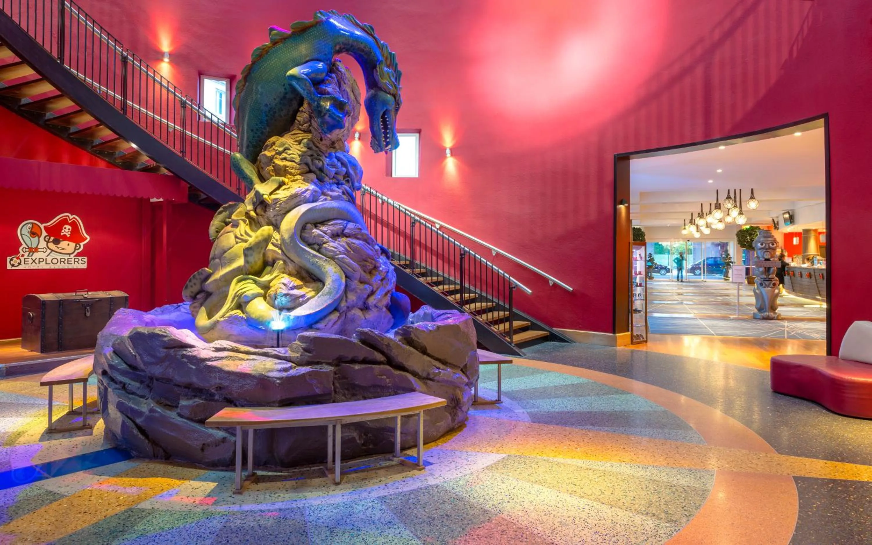 Decorative detail in Explorers Hotel Marne-la-Vallée