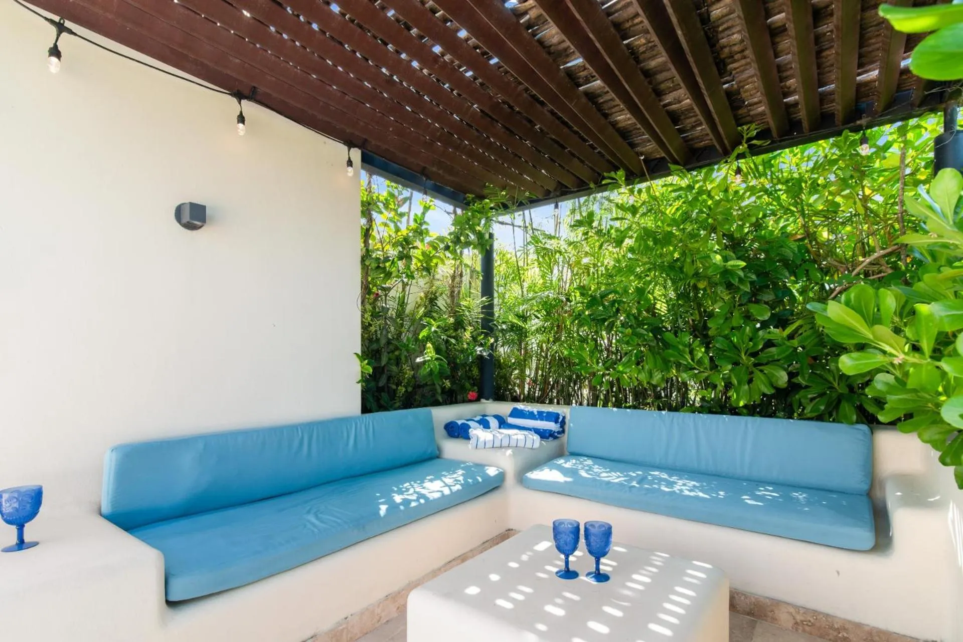 Balcony/Terrace in Luxurious Penthouse with Jungle View & Private Pool