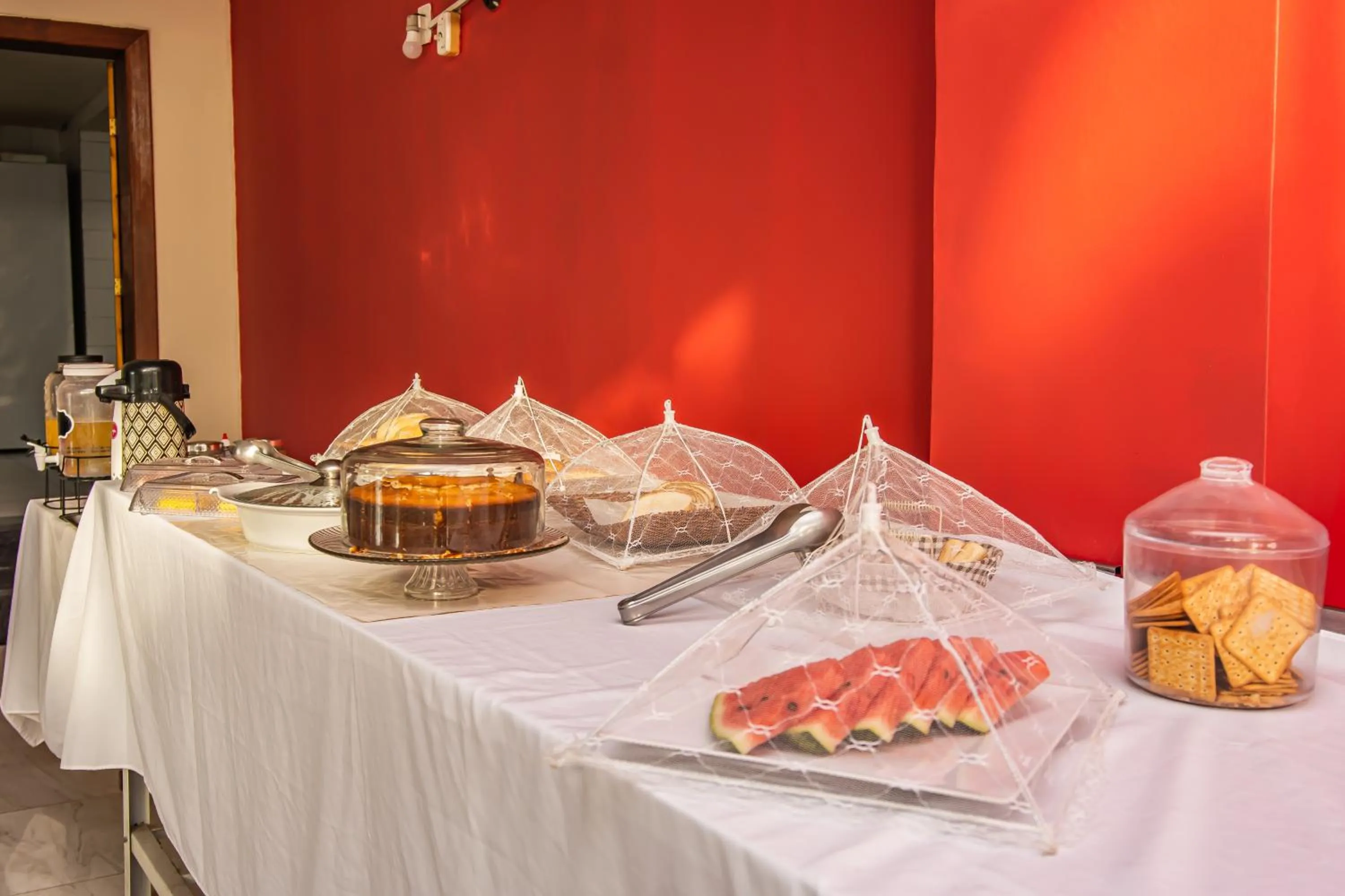 Buffet breakfast, Restaurant/Places to Eat in Pousada Pargos