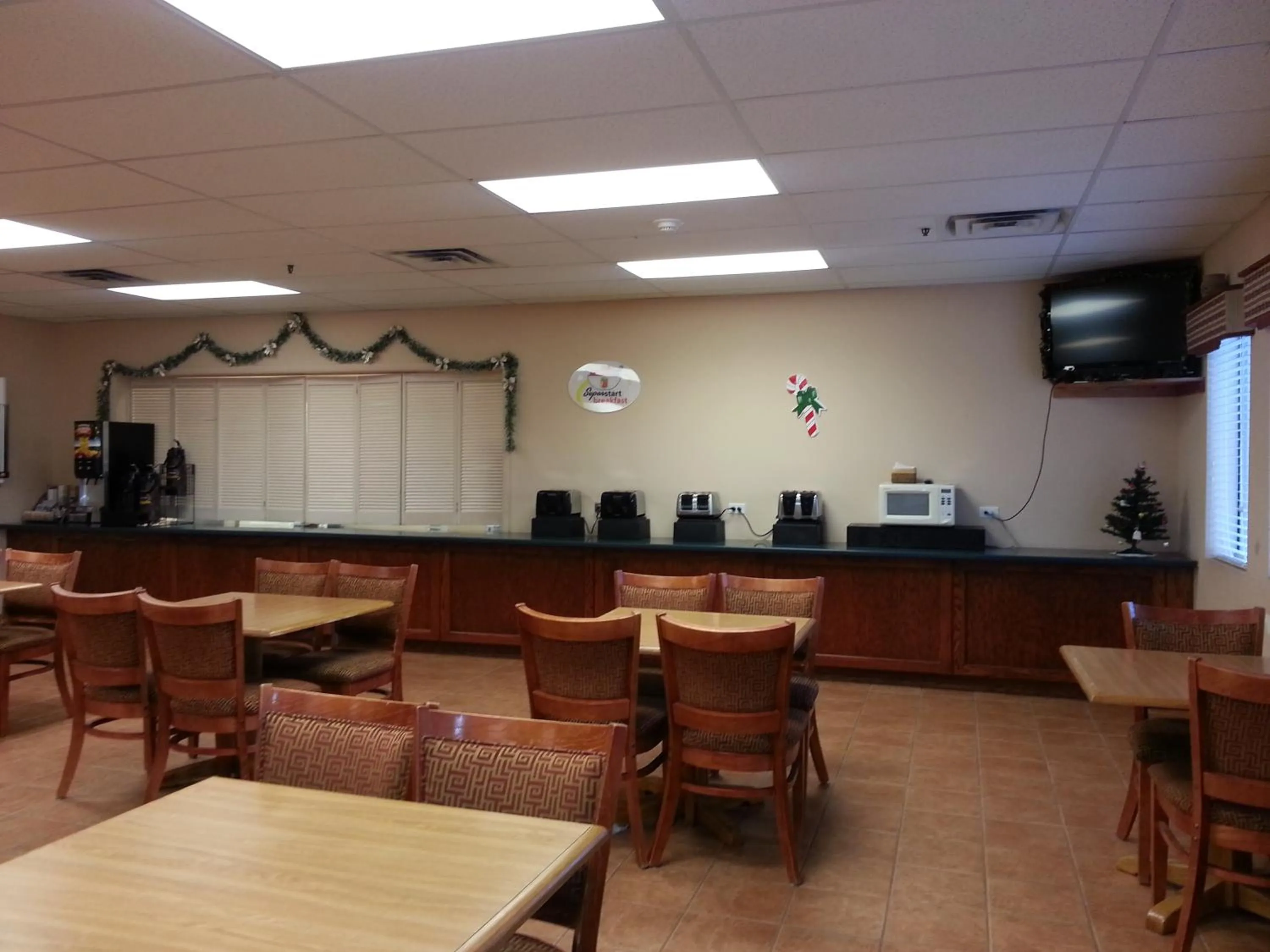 Restaurant/places to eat in Super 8 by Wyndham Page/Lake Powell