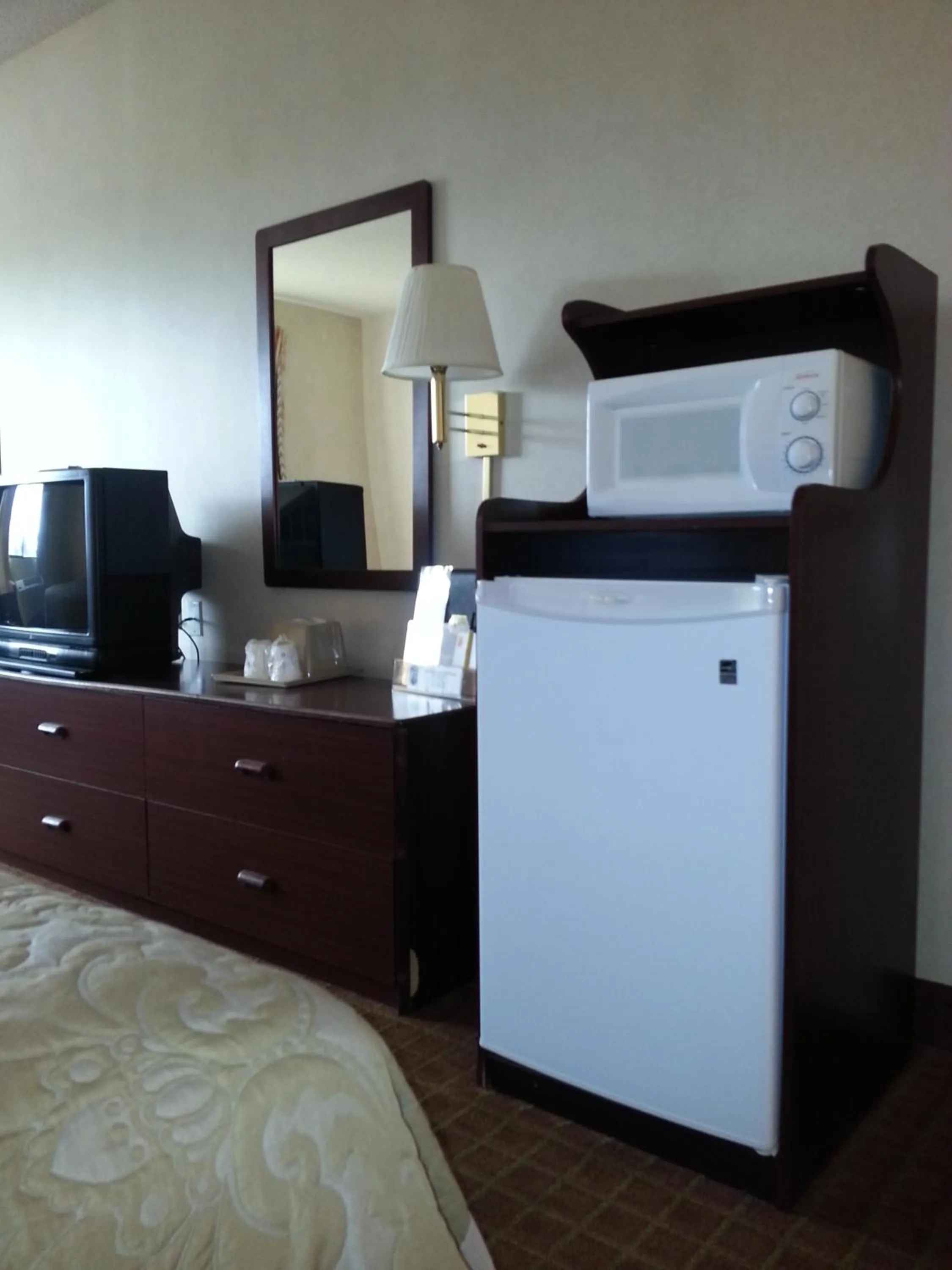 TV and multimedia, Bed in Super 8 by Wyndham Page/Lake Powell