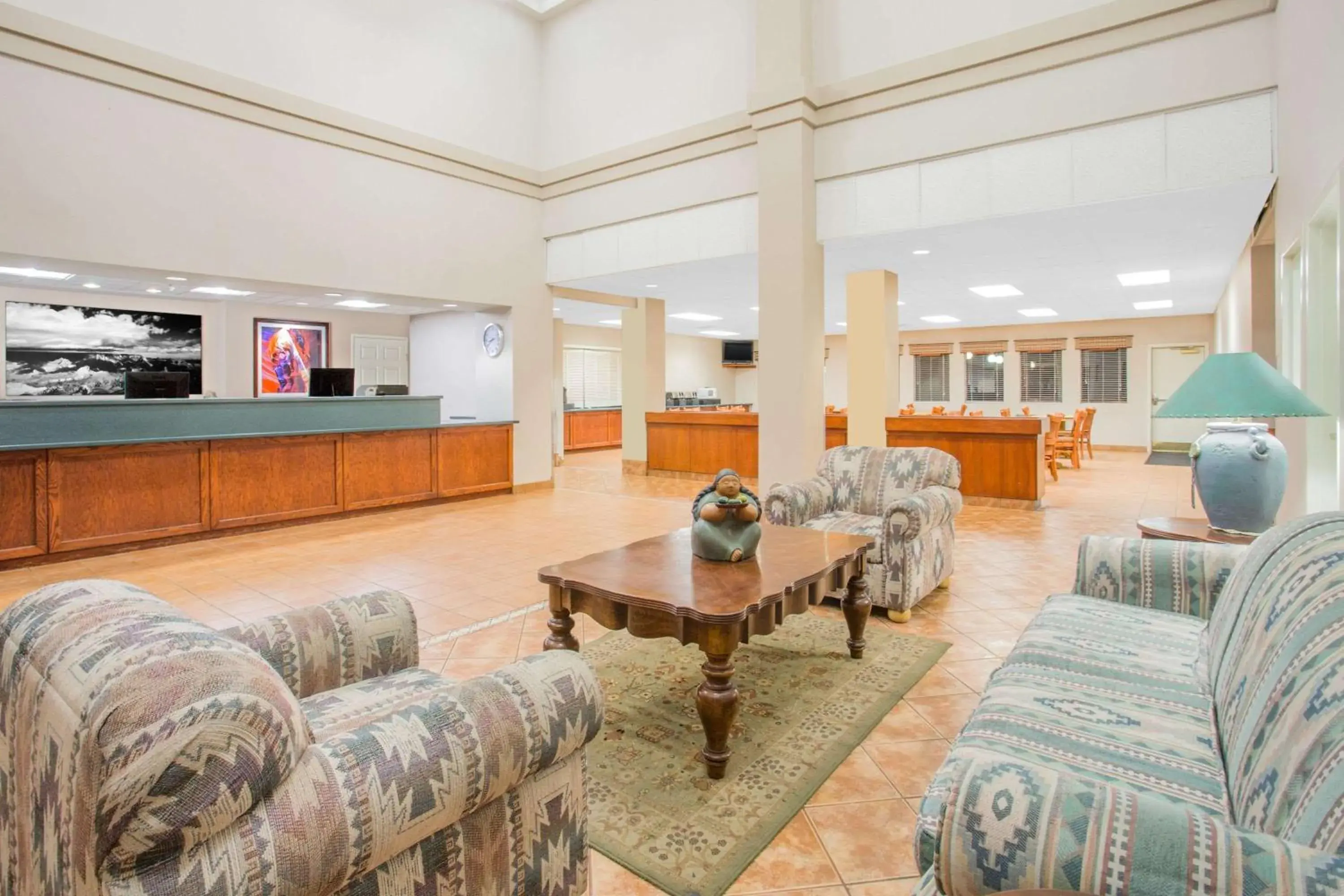 Lobby or reception in Super 8 by Wyndham Page/Lake Powell Lobby or reception in Super 8 by Wyndham Page/Lake Powell