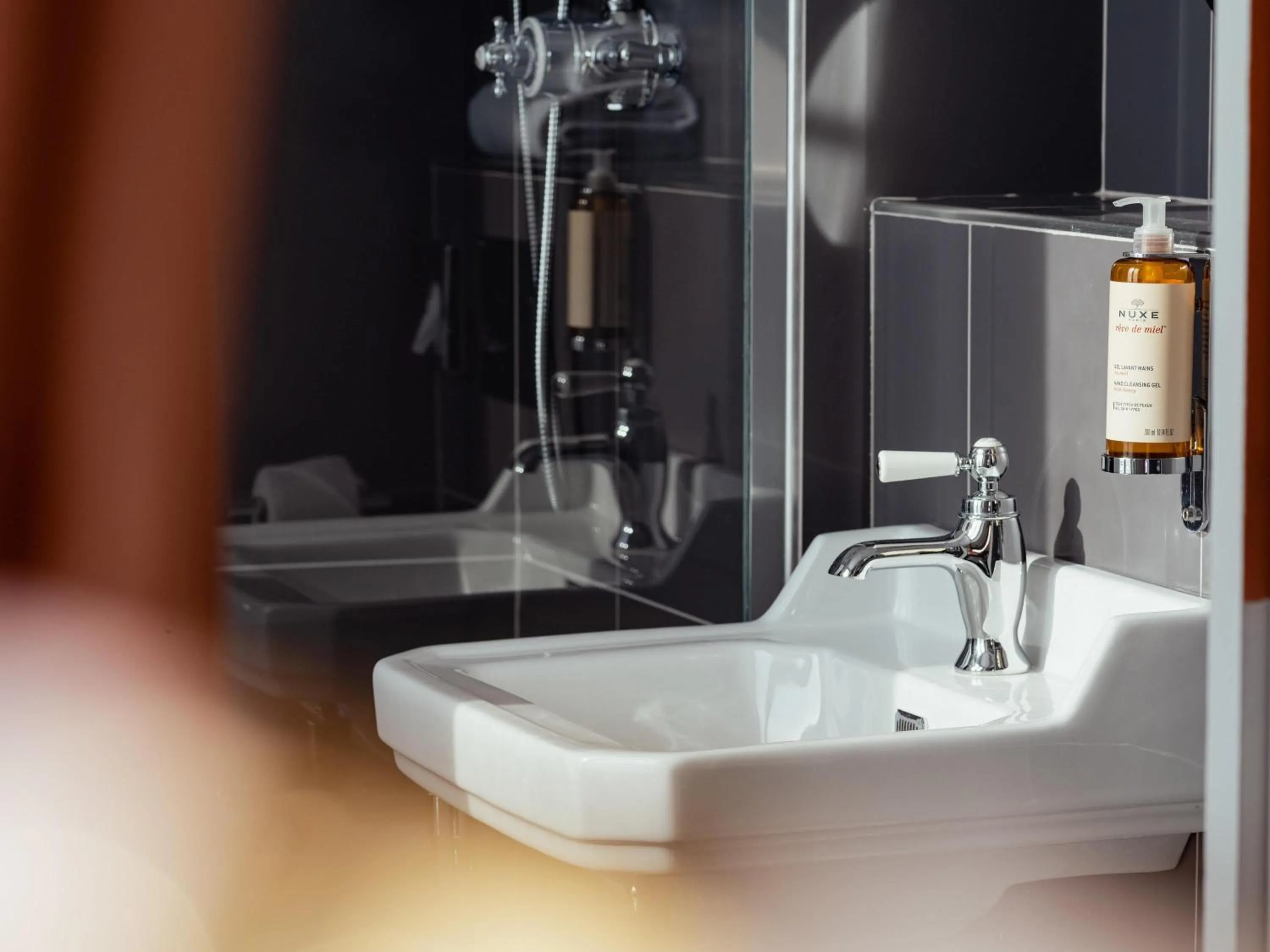 Bedroom in Mercure Paris Gare De Lyon Opera Bastille